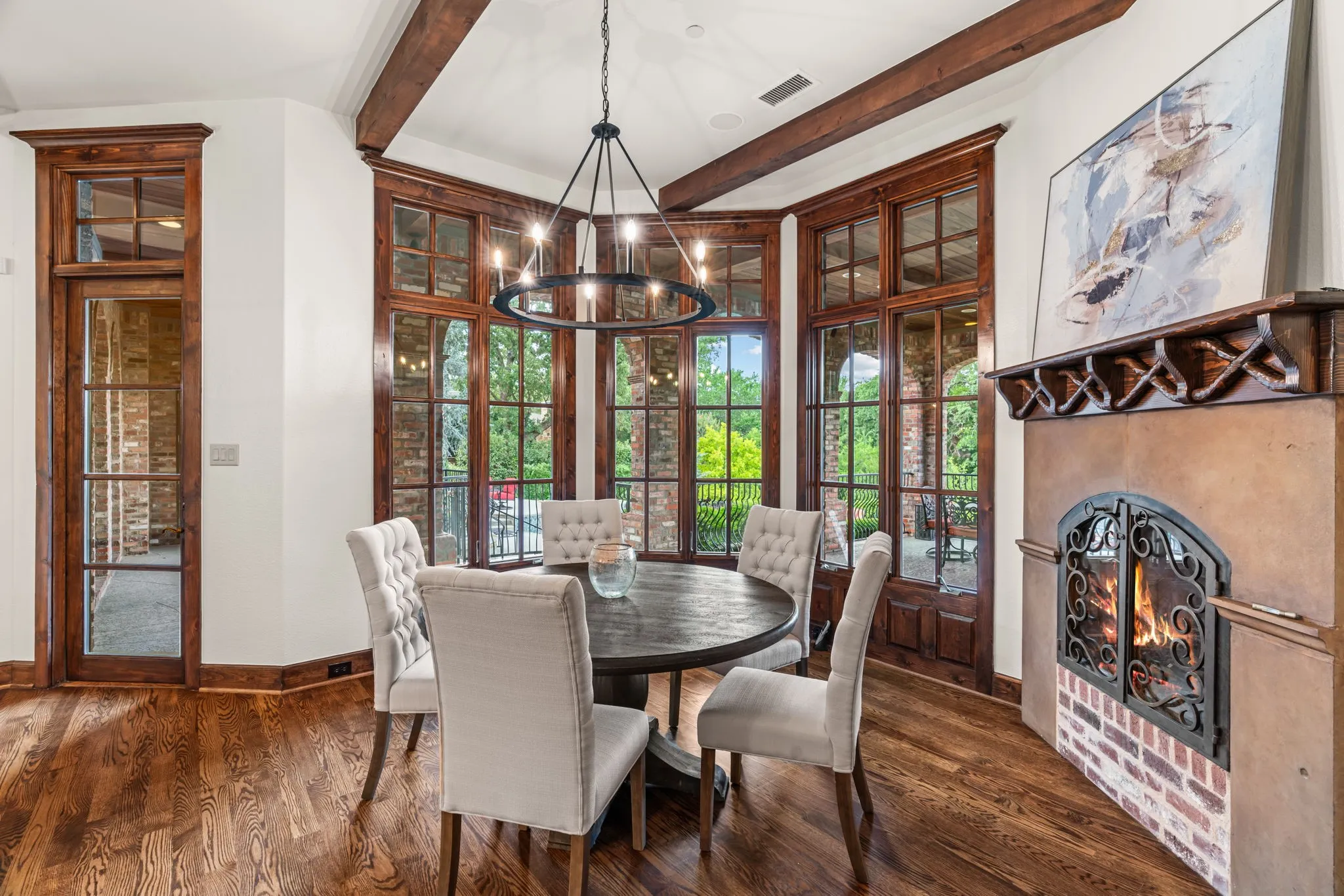 Single Family Residence For Sale in Tarrant County , 1719 Byron Nelson Parkway, Colleyville, Texas 76092, 5 Bedroom, 7 Bathroom, 4 Garage spaces, 7,279 Sqft, built in 2006, mls#21292694, Real Estate Agent in Colleyville, Homes For Sale in Tarrant county, Homes For Sale in Colleyville, Realtor in Colleyville Texas, Real Estate Brokerage Independent Realty Texas, Luminita Cordes Realtor