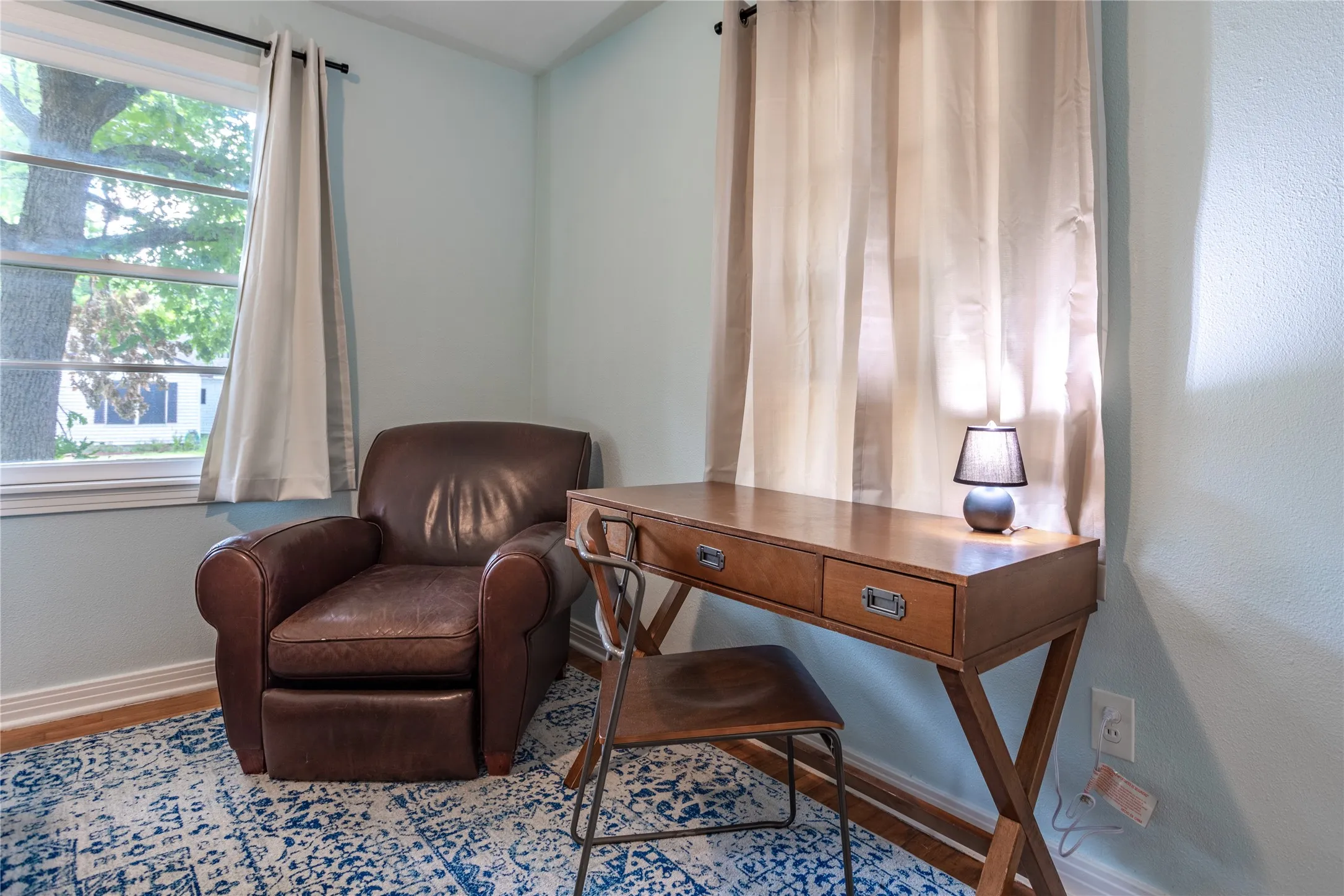 Single Family Residence For Sale in Mc Lennan County , 3801 James Avenue, Waco, Texas 76711, 3 Bedrooms, 1 Bathroom, 1 Garage spaces, 1,014 Sqft, built in 1954, Price $198,500, mls#21294097, Real Estate Agent in Waco, Homes For Sale in Mc Lennan county, Homes For Sale in Waco, Realtor in Waco Texas, Real Estate Brokerage Independent Realty Texas, Luminita Cordes Realtor