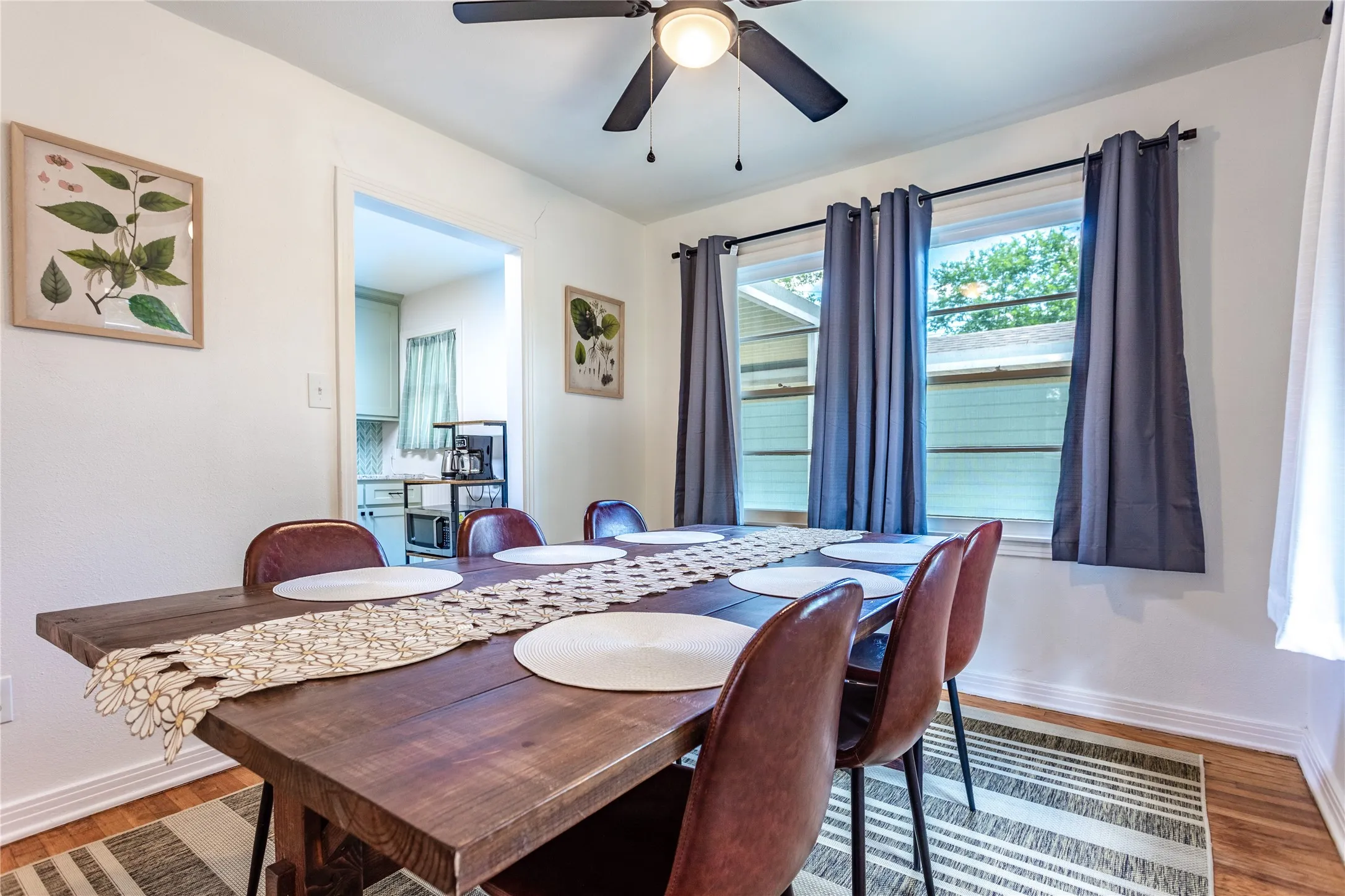 Single Family Residence For Sale in Mc Lennan County , 3801 James Avenue, Waco, Texas 76711, 3 Bedrooms, 1 Bathroom, 1 Garage spaces, 1,014 Sqft, built in 1954, Price $198,500, mls#21294097, Real Estate Agent in Waco, Homes For Sale in Mc Lennan county, Homes For Sale in Waco, Realtor in Waco Texas, Real Estate Brokerage Independent Realty Texas, Luminita Cordes Realtor