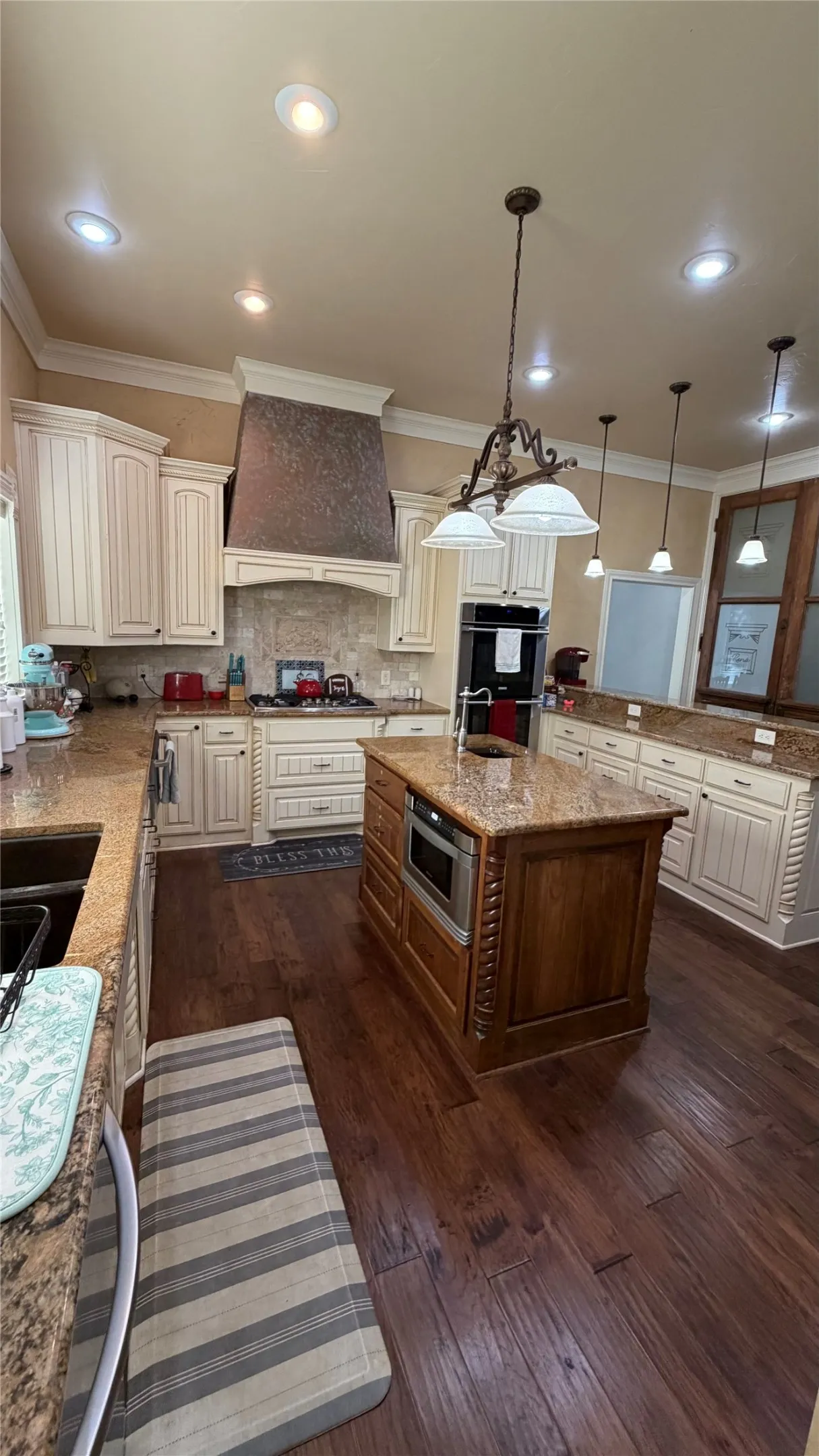 Single Family Residence For Sale in Jack County , 445 W Belknap Street, Jacksboro, Texas 76458, 5 Bedroom, 5 Bathroom, Garage spaces, 4,118 Sqft, built in 1915, mls#21289544, Real Estate Agent in Jacksboro, Homes For Sale in Jack county, Homes For Sale in Jacksboro, Realtor in Jacksboro Texas, Real Estate Brokerage Independent Realty Texas, Luminita Cordes Realtor