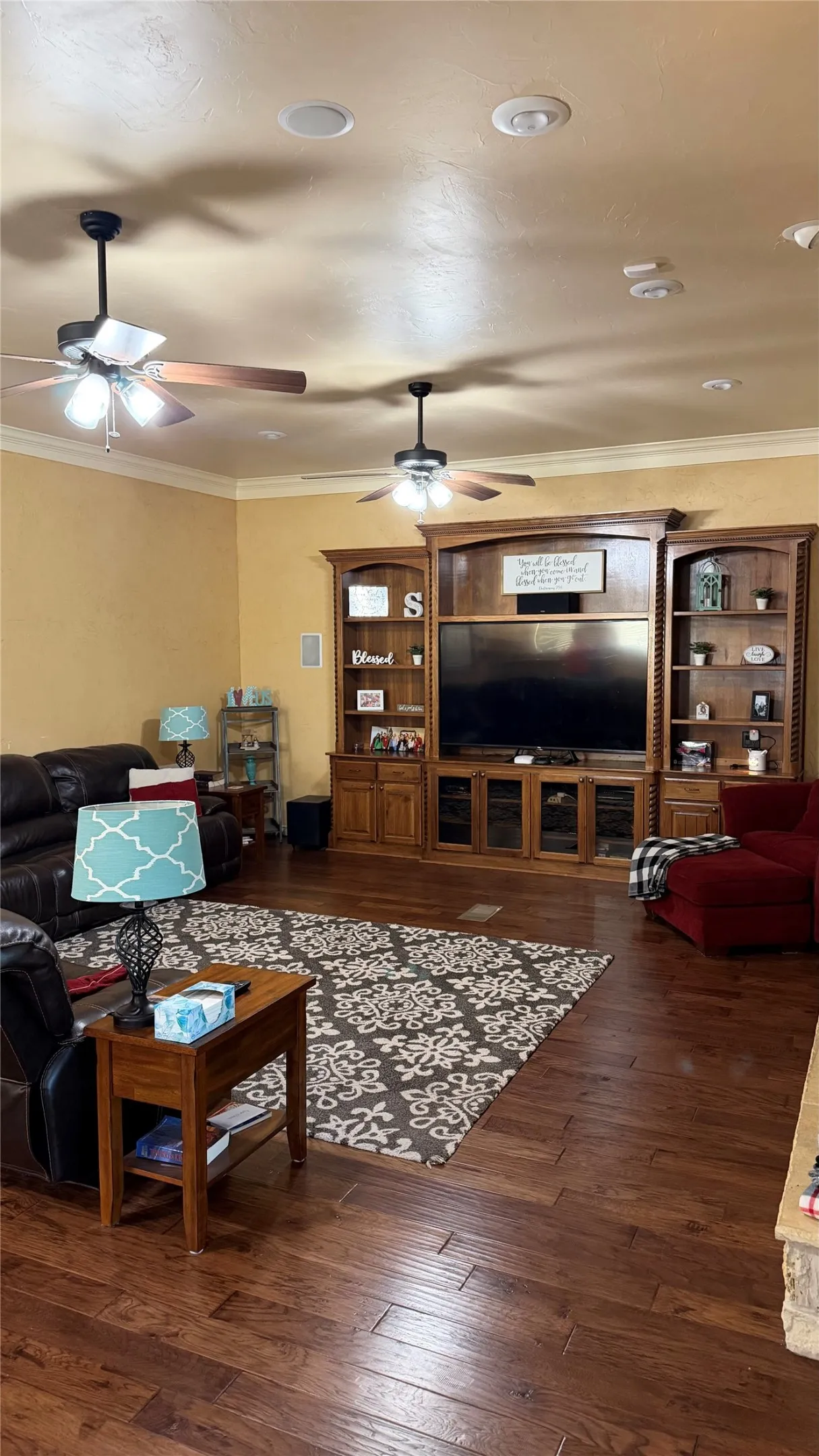 Single Family Residence For Sale in Jack County , 445 W Belknap Street, Jacksboro, Texas 76458, 5 Bedroom, 5 Bathroom, Garage spaces, 4,118 Sqft, built in 1915, mls#21289544, Real Estate Agent in Jacksboro, Homes For Sale in Jack county, Homes For Sale in Jacksboro, Realtor in Jacksboro Texas, Real Estate Brokerage Independent Realty Texas, Luminita Cordes Realtor
