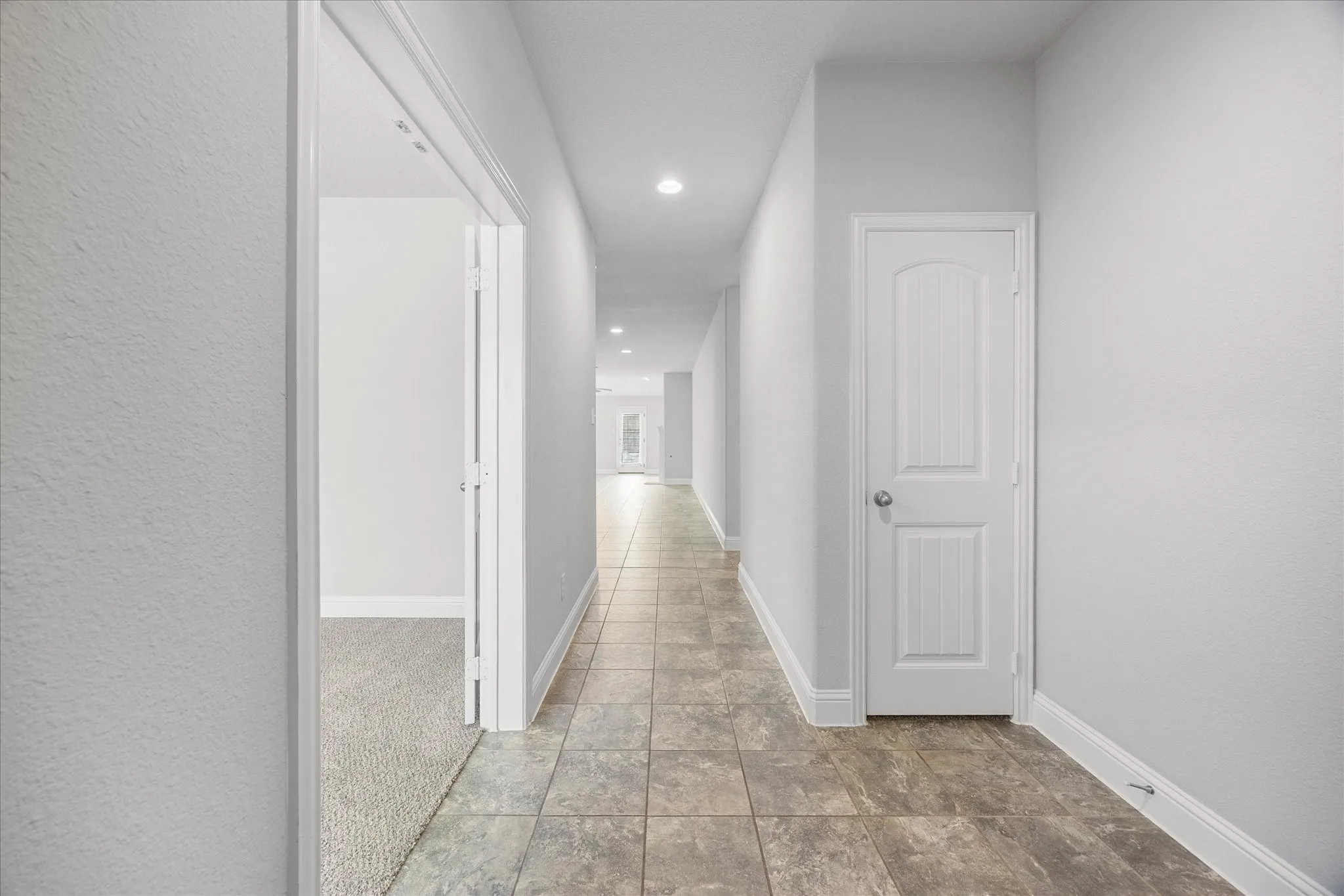 Single Family Residence For Sale in Rockwall County , 620 England Street, Fate, Texas 75189, 3 Bedroom, 3 Bathroom, 2 Garage spaces, 2,006 Sqft, built in 2016, mls#21294139, Real Estate Agent in Fate, Homes For Sale in Rockwall county, Homes For Sale in Fate, Realtor in Fate Texas, Real Estate Brokerage Independent Realty Texas, Luminita Cordes Realtor