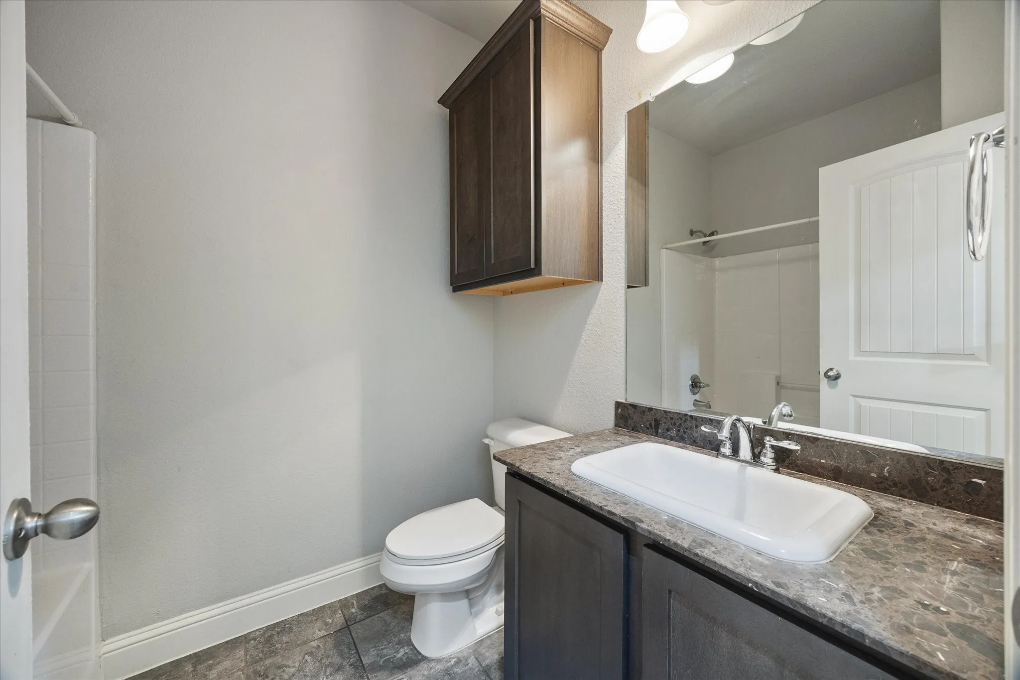 Single Family Residence For Sale in Rockwall County , 620 England Street, Fate, Texas 75189, 3 Bedroom, 3 Bathroom, 2 Garage spaces, 2,006 Sqft, built in 2016, mls#21294139, Real Estate Agent in Fate, Homes For Sale in Rockwall county, Homes For Sale in Fate, Realtor in Fate Texas, Real Estate Brokerage Independent Realty Texas, Luminita Cordes Realtor
