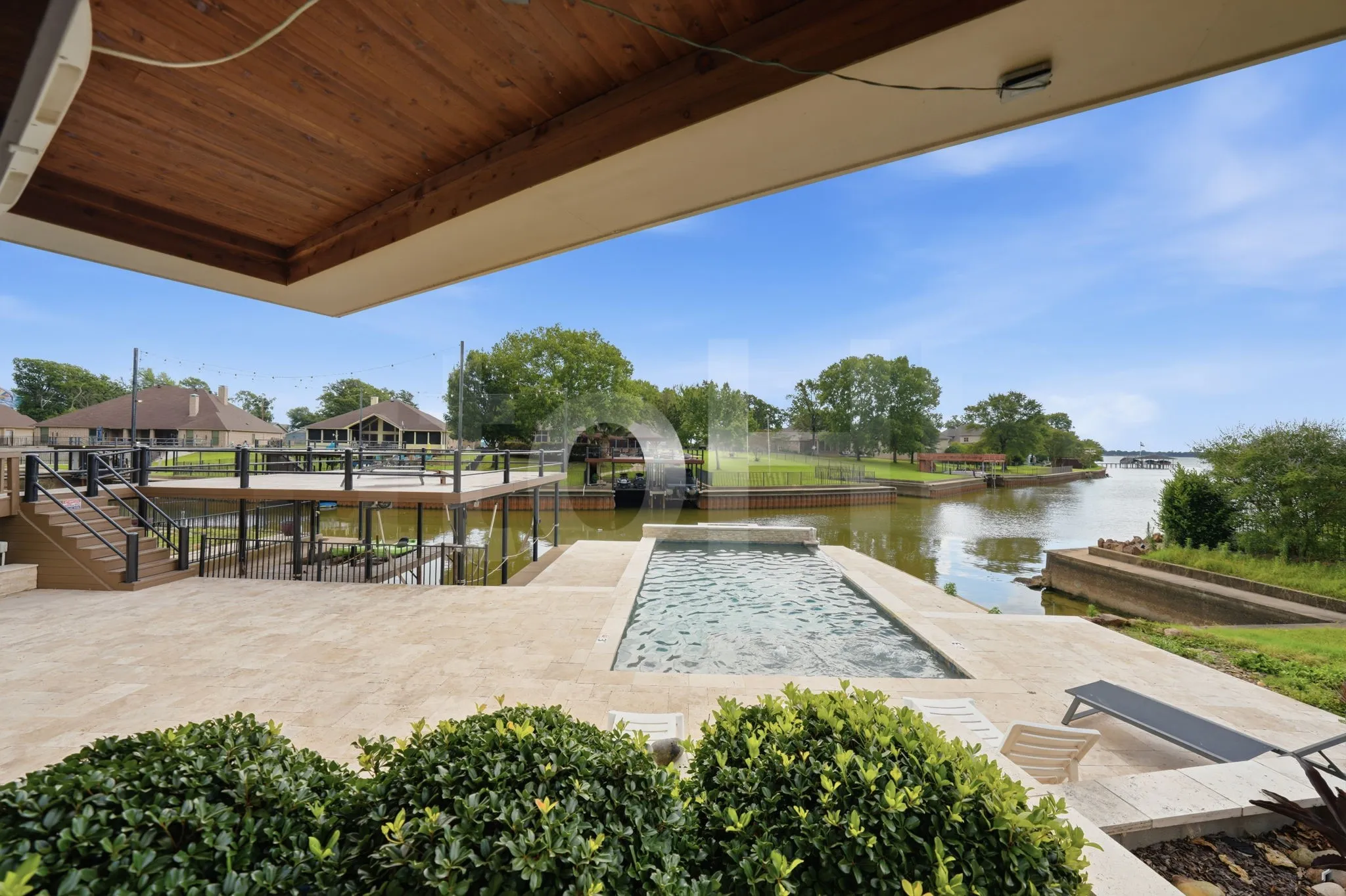 Single Family Residence For Sale in Kaufman County , 19022 Tennis Court Drive, Kemp, Texas 75143, 5 Bedroom, 4 Bathroom, 3 Garage spaces, 3,062 Sqft, built in 2005, mls#21291735, Real Estate Agent in Kemp, Homes For Sale in Kaufman county, Homes For Sale in Kemp, Realtor in Kemp Texas, Real Estate Brokerage Independent Realty Texas, Luminita Cordes Realtor