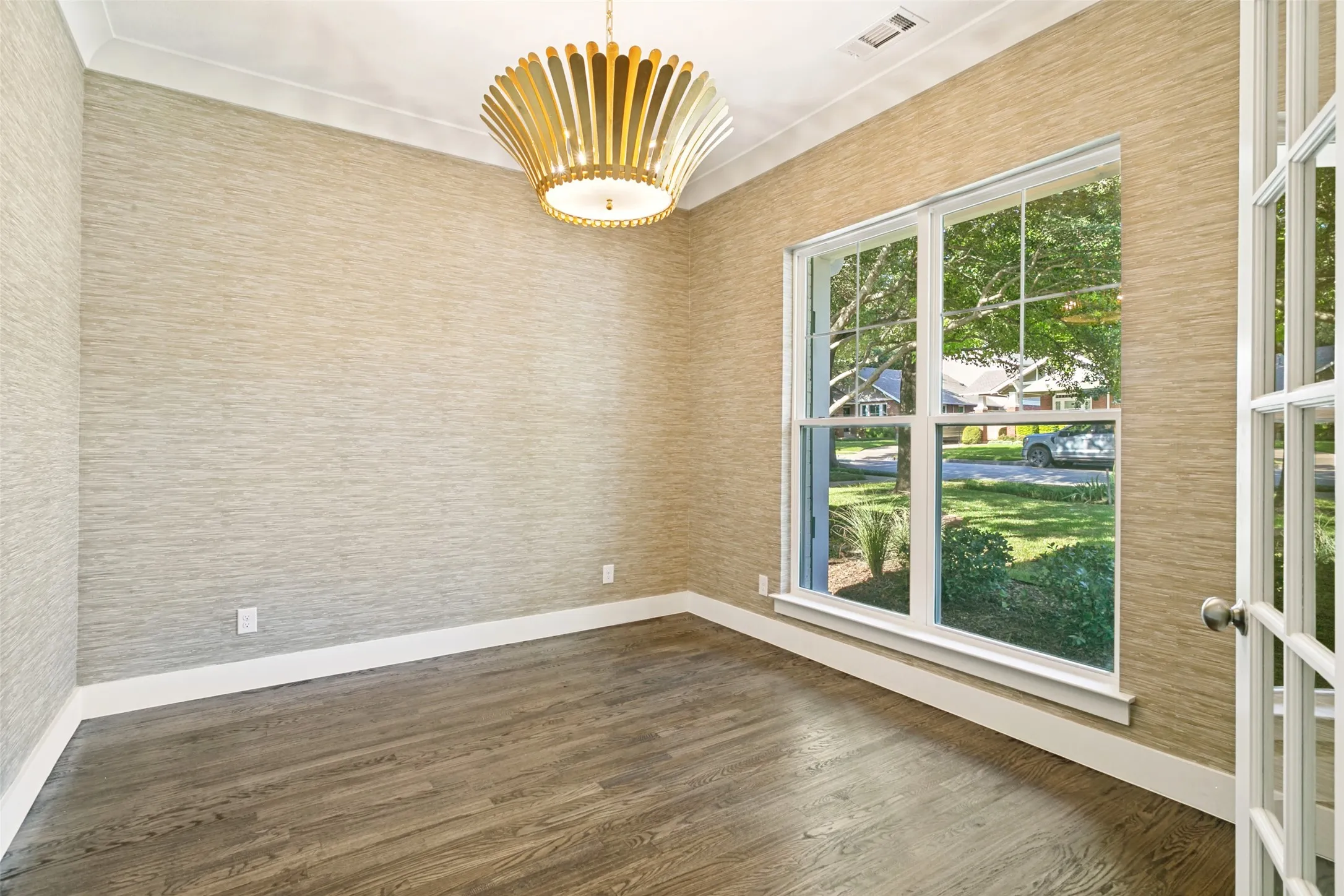 Single Family Residence For Sale in Tarrant County , 1201 Virginia Place, Fort Worth, Texas 76107, 4 Bedroom, 4 Bathroom, 2 Garage spaces, 3,555 Sqft, built in 2026, mls#21294115, Real Estate Agent in Fort Worth, Homes For Sale in Tarrant county, Homes For Sale in Fort Worth, Realtor in Fort Worth Texas, Real Estate Brokerage Independent Realty Texas, Luminita Cordes Realtor