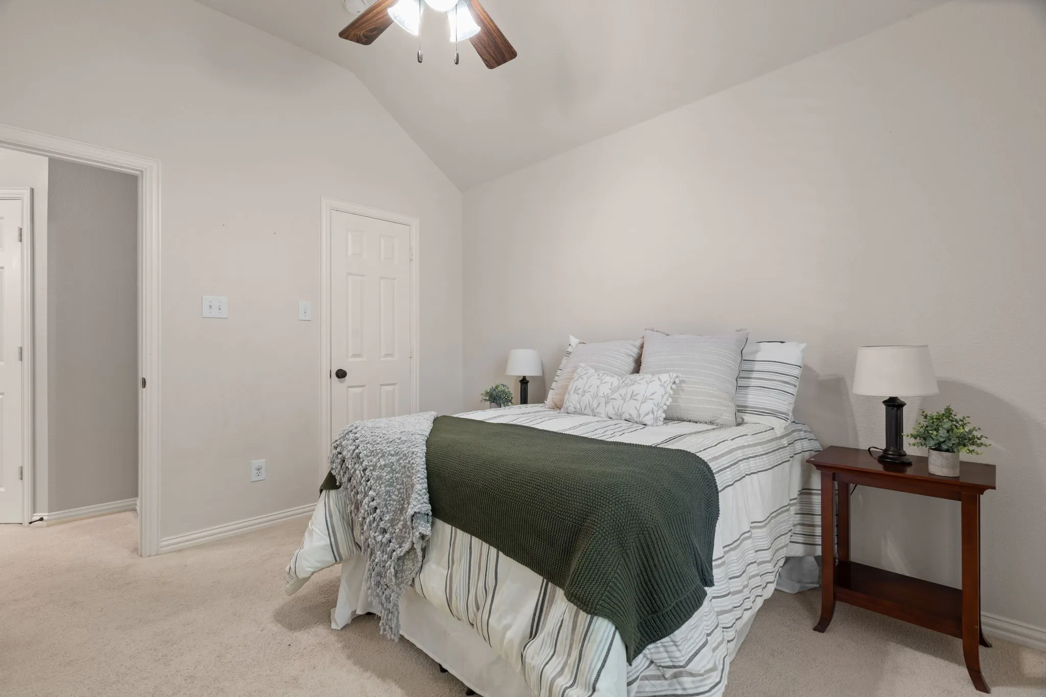 Single Family Residence For Sale in Denton County , 8221 Bayberry Avenue, Lantana, Texas 76226, 4 Bedroom, 3 Bathroom, 2 Garage spaces, 2,885 Sqft, built in 2012, mls#21277450, Real Estate Agent in Lantana, Homes For Sale in Denton county, Homes For Sale in Lantana, Realtor in Lantana Texas, Real Estate Brokerage Independent Realty Texas, Luminita Cordes Realtor