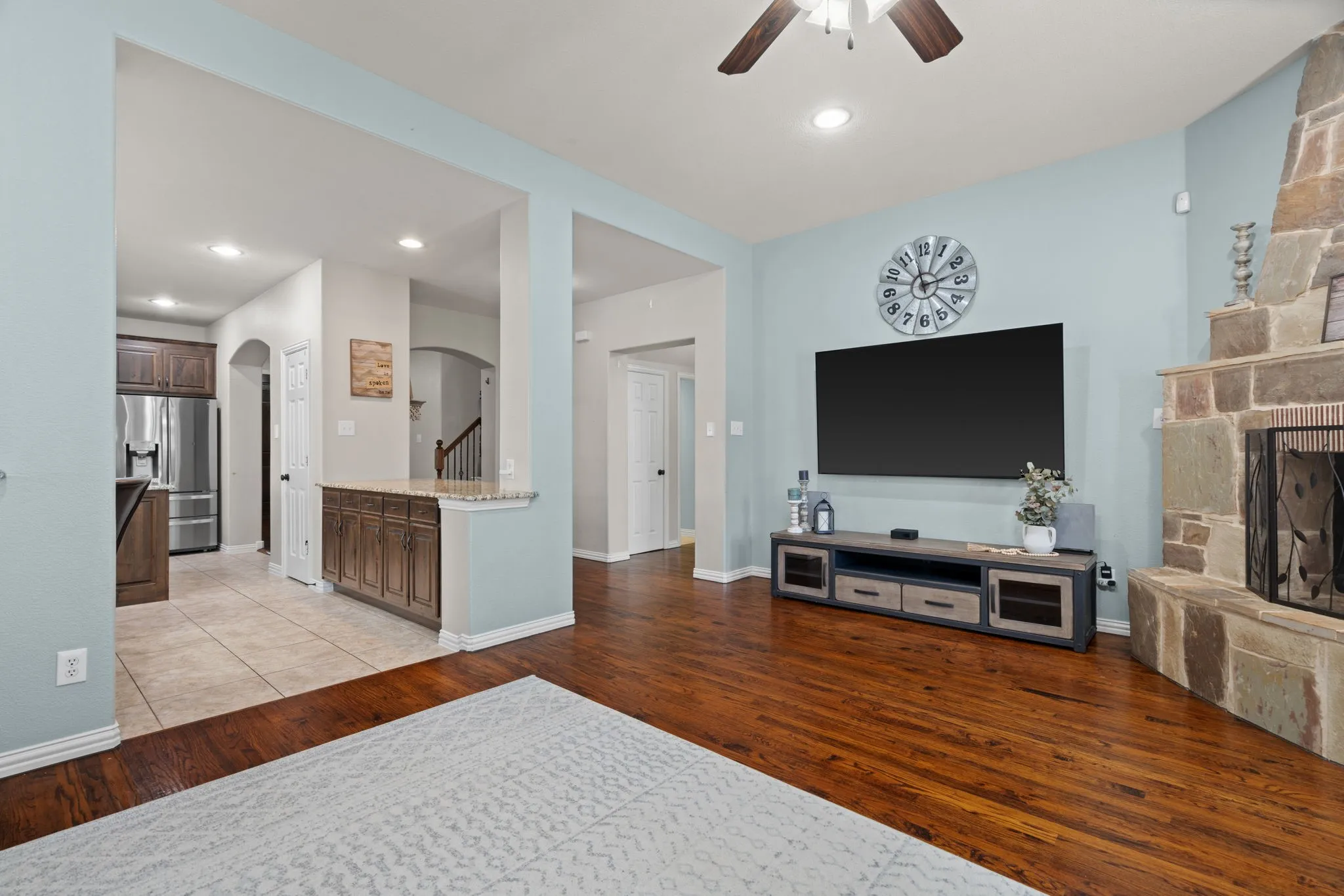 Single Family Residence For Sale in Denton County , 8221 Bayberry Avenue, Lantana, Texas 76226, 4 Bedroom, 3 Bathroom, 2 Garage spaces, 2,885 Sqft, built in 2012, mls#21277450, Real Estate Agent in Lantana, Homes For Sale in Denton county, Homes For Sale in Lantana, Realtor in Lantana Texas, Real Estate Brokerage Independent Realty Texas, Luminita Cordes Realtor