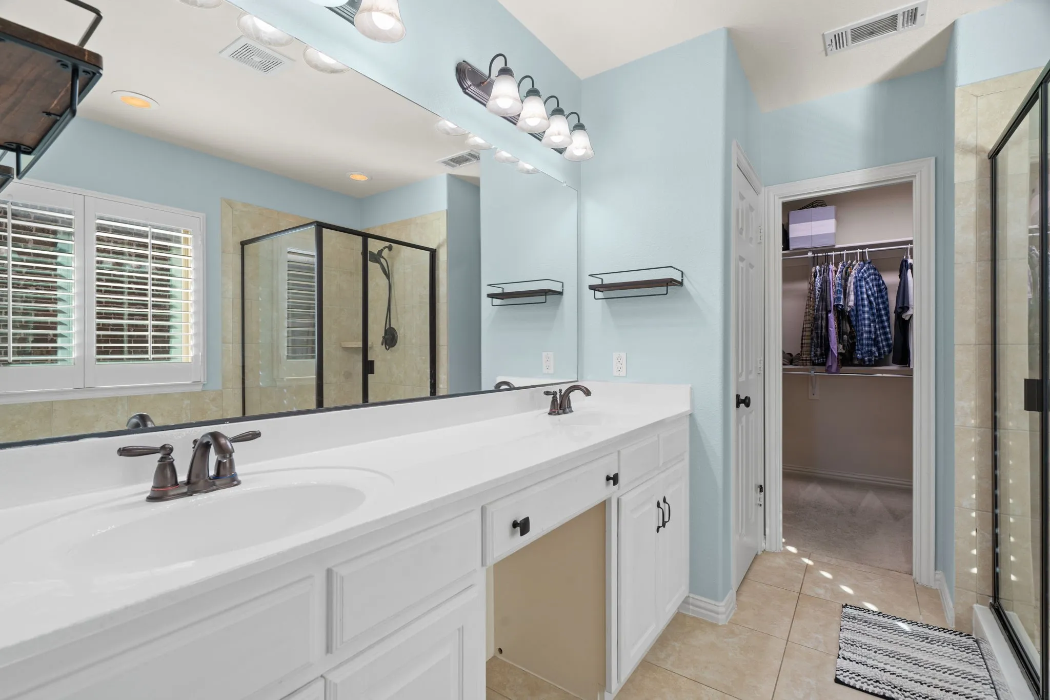 Single Family Residence For Sale in Denton County , 8221 Bayberry Avenue, Lantana, Texas 76226, 4 Bedroom, 3 Bathroom, 2 Garage spaces, 2,885 Sqft, built in 2012, mls#21277450, Real Estate Agent in Lantana, Homes For Sale in Denton county, Homes For Sale in Lantana, Realtor in Lantana Texas, Real Estate Brokerage Independent Realty Texas, Luminita Cordes Realtor