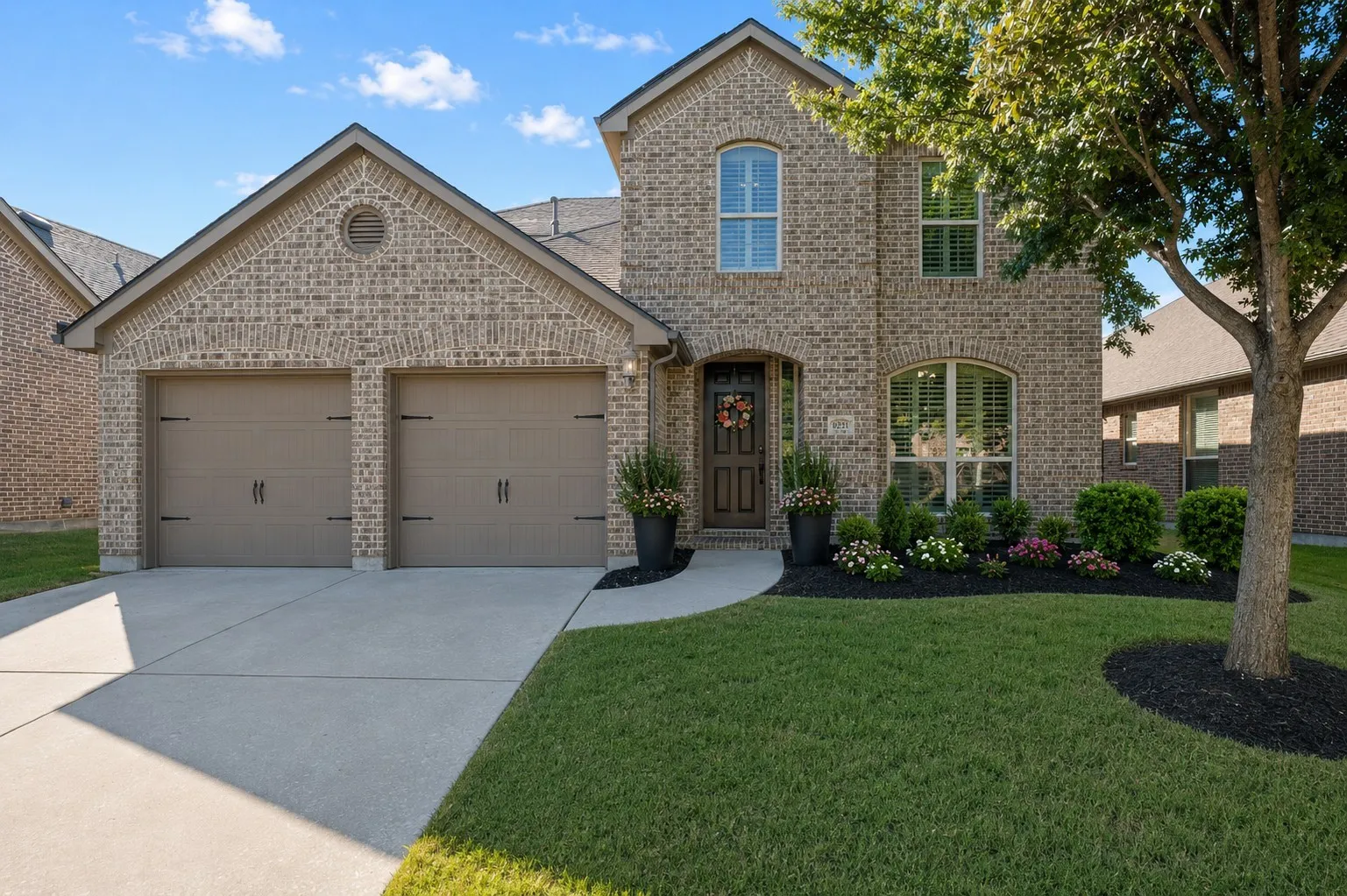 Single Family Residence For Sale in Denton County , 8221 Bayberry Avenue, Lantana, Texas 76226, 4 Bedroom, 3 Bathroom, 2 Garage spaces, 2,885 Sqft, built in 2012, mls#21277450, Real Estate Agent in Lantana, Homes For Sale in Denton county, Homes For Sale in Lantana, Realtor in Lantana Texas, Real Estate Brokerage Independent Realty Texas, Luminita Cordes Realtor