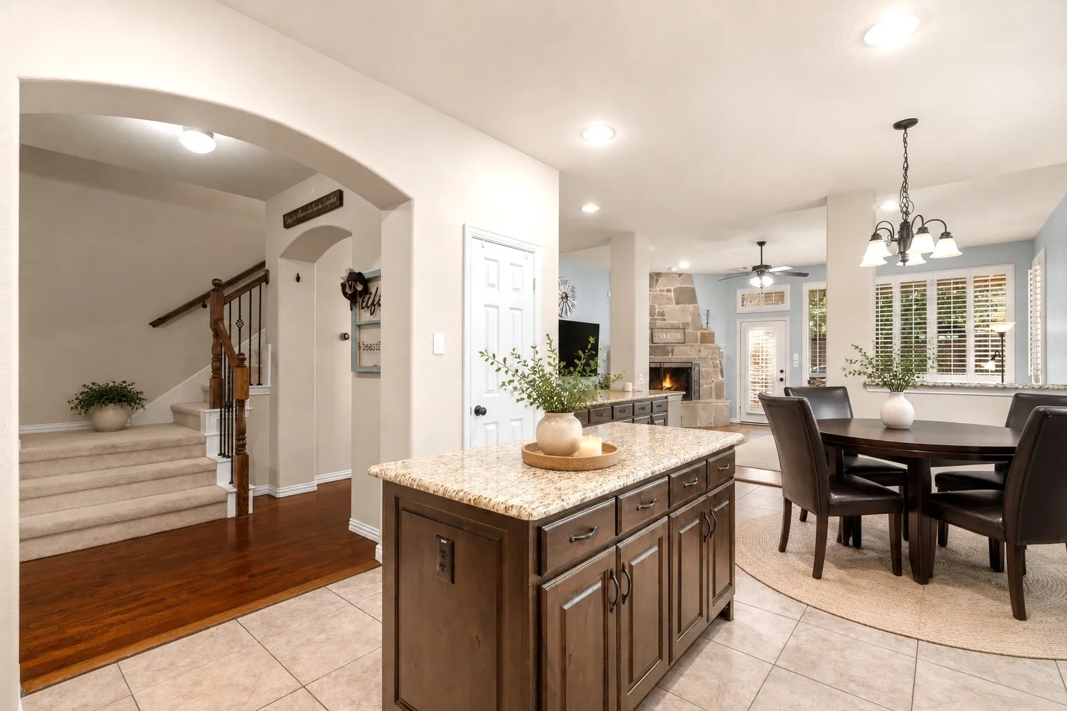 Single Family Residence For Sale in Denton County , 8221 Bayberry Avenue, Lantana, Texas 76226, 4 Bedroom, 3 Bathroom, 2 Garage spaces, 2,885 Sqft, built in 2012, mls#21277450, Real Estate Agent in Lantana, Homes For Sale in Denton county, Homes For Sale in Lantana, Realtor in Lantana Texas, Real Estate Brokerage Independent Realty Texas, Luminita Cordes Realtor