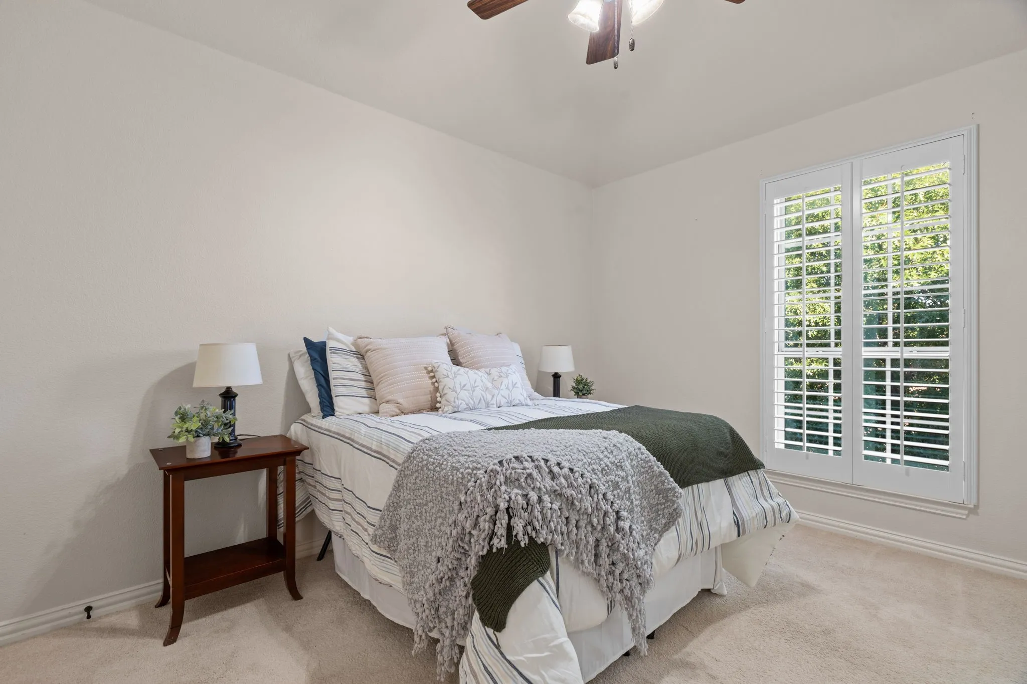 Single Family Residence For Sale in Denton County , 8221 Bayberry Avenue, Lantana, Texas 76226, 4 Bedroom, 3 Bathroom, 2 Garage spaces, 2,885 Sqft, built in 2012, mls#21277450, Real Estate Agent in Lantana, Homes For Sale in Denton county, Homes For Sale in Lantana, Realtor in Lantana Texas, Real Estate Brokerage Independent Realty Texas, Luminita Cordes Realtor