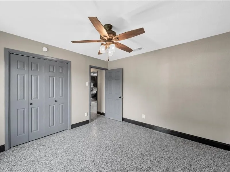 Single Family Residence For Sale in Mc Lennan County , 3336 Kendall Lane, Waco, Texas 76705, 3 Bedroom, 1 Bathroom, Garage spaces, 1,200 Sqft, built in 1966, Price $179,990, mls#21294147, Real Estate Agent in Waco, Homes For Sale in Mc Lennan county, Homes For Sale in Waco, Realtor in Waco Texas, Real Estate Brokerage Independent Realty Texas, Luminita Cordes Realtor