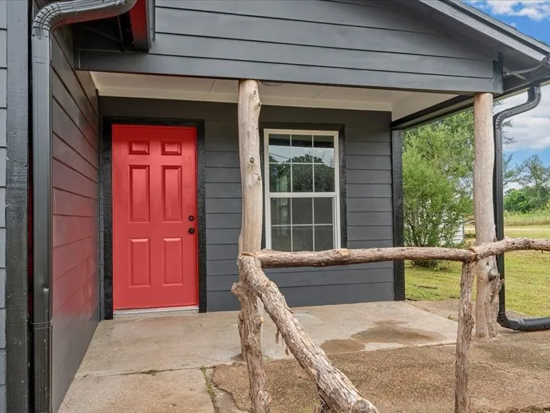 Single Family Residence For Sale in Mc Lennan County , 3336 Kendall Lane, Waco, Texas 76705, 3 Bedroom, 1 Bathroom, Garage spaces, 1,200 Sqft, built in 1966, Price $179,990, mls#21294147, Real Estate Agent in Waco, Homes For Sale in Mc Lennan county, Homes For Sale in Waco, Realtor in Waco Texas, Real Estate Brokerage Independent Realty Texas, Luminita Cordes Realtor