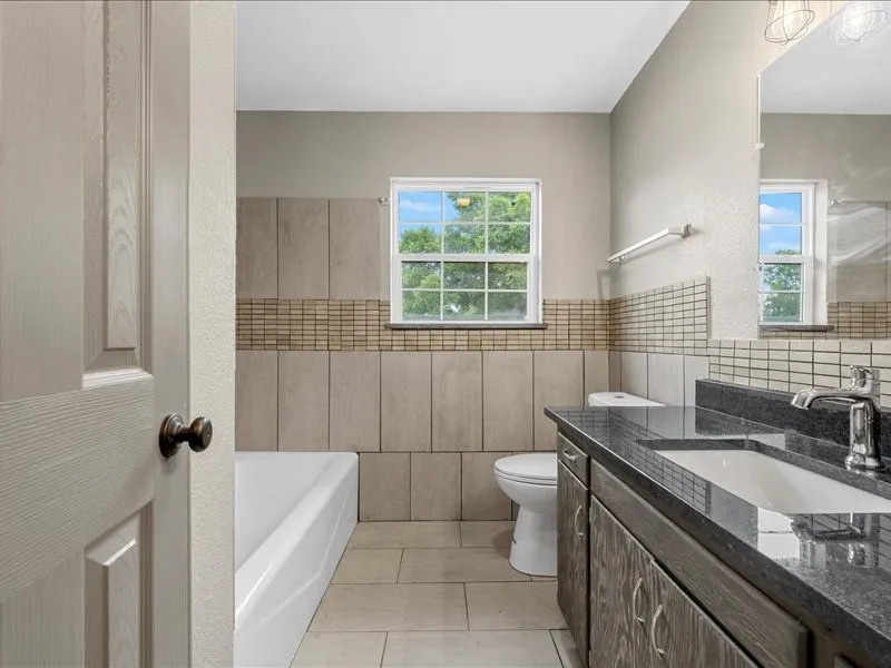 Single Family Residence For Sale in Mc Lennan County , 3336 Kendall Lane, Waco, Texas 76705, 3 Bedroom, 1 Bathroom, Garage spaces, 1,200 Sqft, built in 1966, Price $179,990, mls#21294147, Real Estate Agent in Waco, Homes For Sale in Mc Lennan county, Homes For Sale in Waco, Realtor in Waco Texas, Real Estate Brokerage Independent Realty Texas, Luminita Cordes Realtor