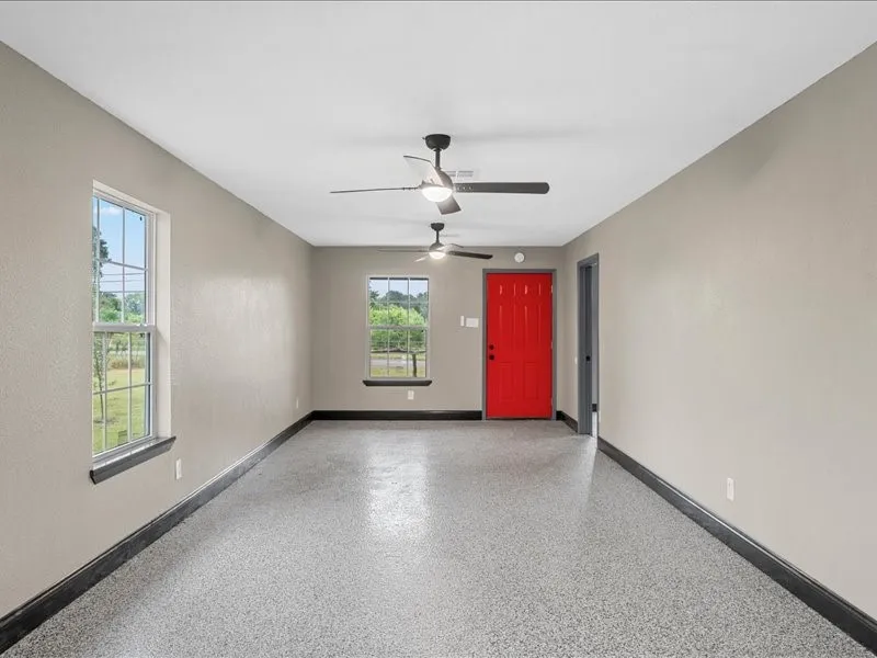Single Family Residence For Sale in Mc Lennan County , 3336 Kendall Lane, Waco, Texas 76705, 3 Bedroom, 1 Bathroom, Garage spaces, 1,200 Sqft, built in 1966, Price $179,990, mls#21294147, Real Estate Agent in Waco, Homes For Sale in Mc Lennan county, Homes For Sale in Waco, Realtor in Waco Texas, Real Estate Brokerage Independent Realty Texas, Luminita Cordes Realtor