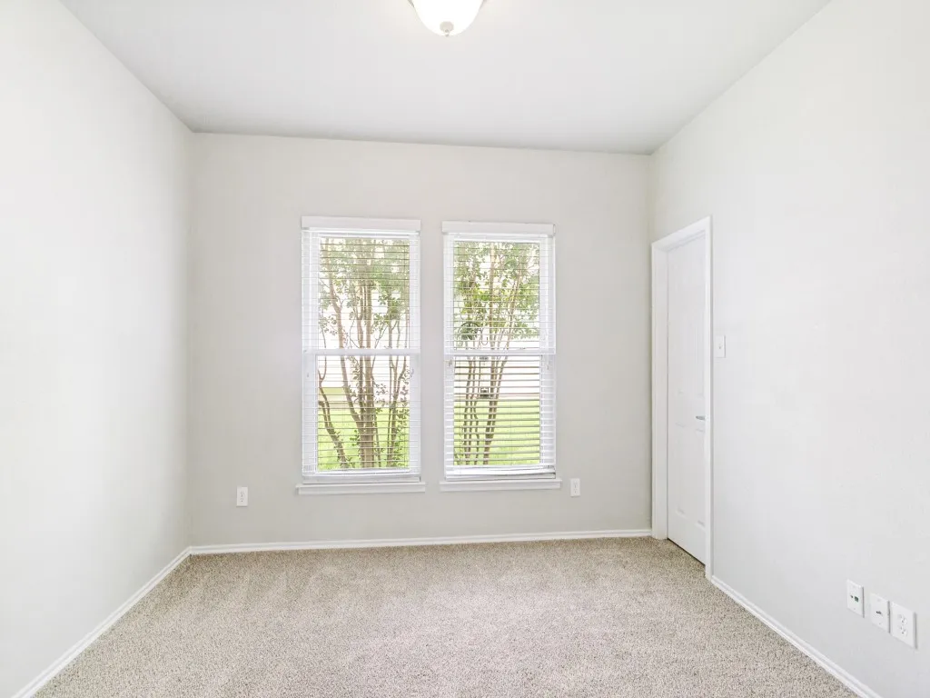 Single Family Residence For Sale in Collin County , 9941 Northgate Drive, Mc Kinney, Texas 75072, 4 Bedroom, 2 Bathroom, 2 Garage spaces, 2,039 Sqft, built in 2006, mls#21294124, Real Estate Agent in Mc Kinney, Homes For Sale in Collin county, Homes For Sale in Mc Kinney, Realtor in Mc Kinney Texas, Real Estate Brokerage Independent Realty Texas, Luminita Cordes Realtor