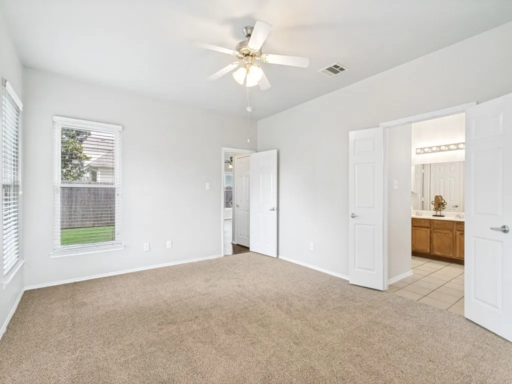 Single Family Residence For Sale in Collin County , 9941 Northgate Drive, Mc Kinney, Texas 75072, 4 Bedroom, 2 Bathroom, 2 Garage spaces, 2,039 Sqft, built in 2006, mls#21294124, Real Estate Agent in Mc Kinney, Homes For Sale in Collin county, Homes For Sale in Mc Kinney, Realtor in Mc Kinney Texas, Real Estate Brokerage Independent Realty Texas, Luminita Cordes Realtor
