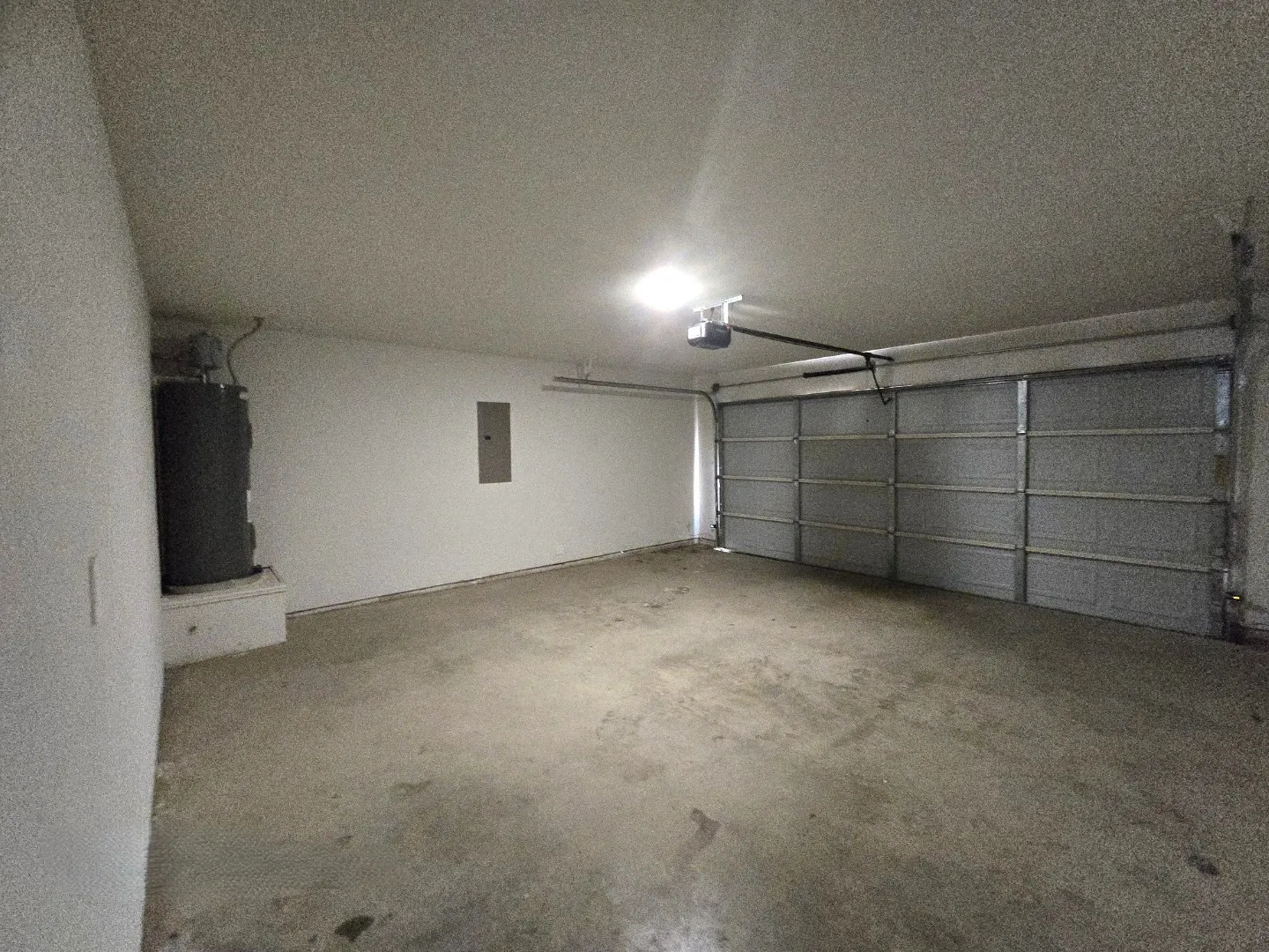Single Family Residence For Sale in Kaufman County , 429 Shorty Street, Mabank, Texas 75147, 3 Bedroom, 2 Bathroom, 2 Garage spaces, 1,405 Sqft, built in 2022, mls#21294193, Real Estate Agent in Mabank, Homes For Sale in Kaufman county, Homes For Sale in Mabank, Realtor in Mabank Texas, Real Estate Brokerage Independent Realty Texas, Luminita Cordes Realtor