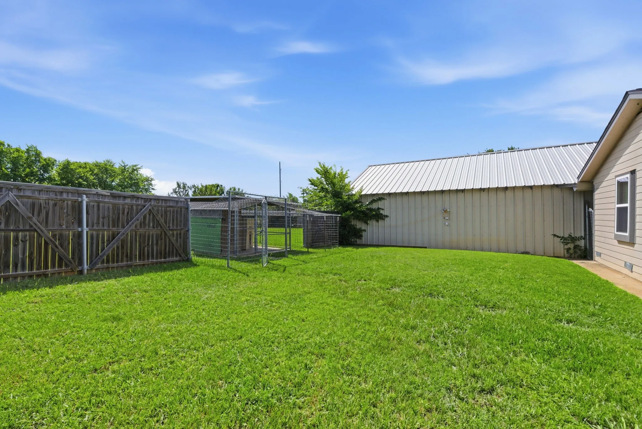 Single Family Residence For Sale in Johnson County , 6700 CR 1022, Joshua, Texas 76058, 0, 0, 5 Garage spaces, 9,999 Sqft, built in 0, mls#21294197, Real Estate Agent in Joshua, Homes For Sale in Johnson county, Homes For Sale in Joshua, Realtor in Joshua Texas, Real Estate Brokerage Independent Realty Texas, Luminita Cordes Realtor