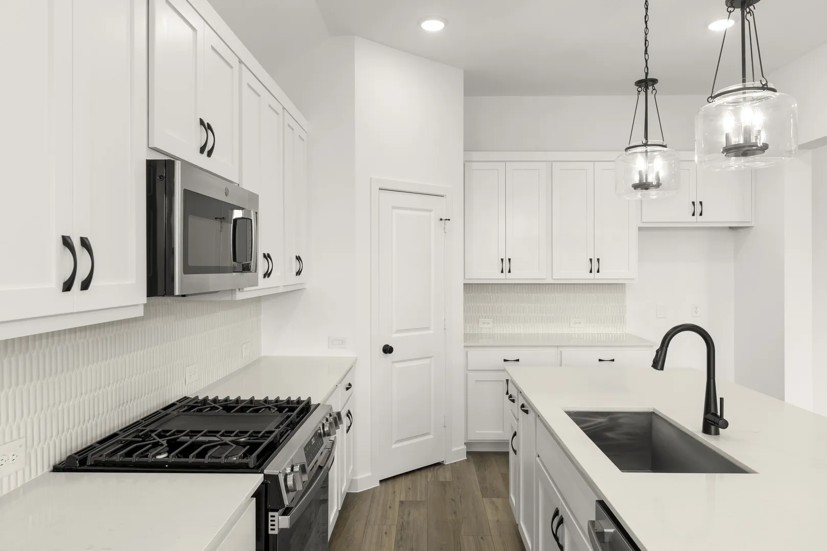 14. 1812 Bachman - Kitchen (4)