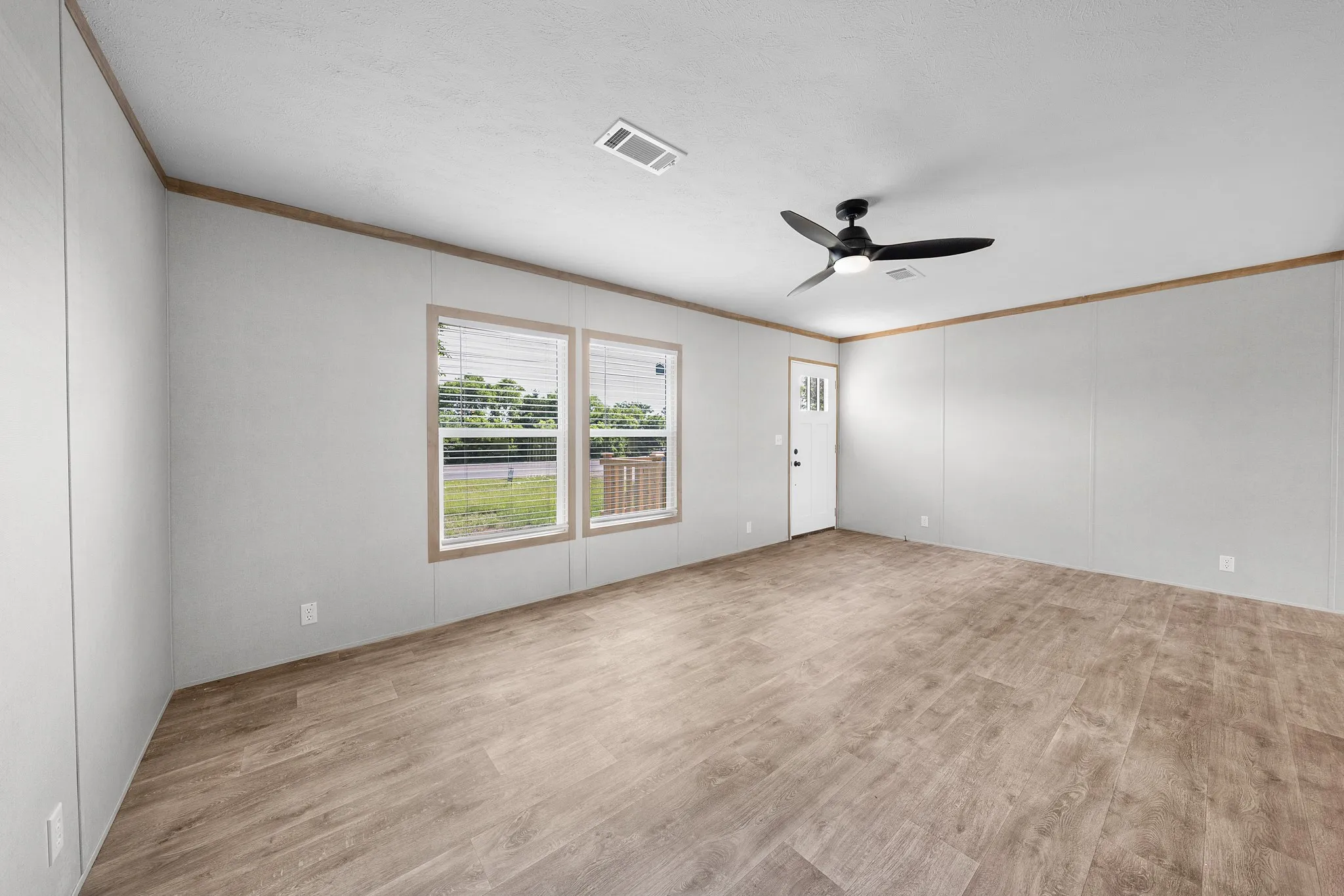 Manufactured Home For Rent in Hopkins County , 11739 State Highway 11, Cumby, Texas 75433, 3 Bedroom, 2 Bathroom, Garage spaces, 1,568 Sqft, built in 2024, mls#21293519, Real Estate Agent in Cumby, Homes For Rent in Hopkins county, Homes For Rent in Cumby, Realtor in Cumby Texas, Real Estate Brokerage Independent Realty Texas, Luminita Cordes Realtor