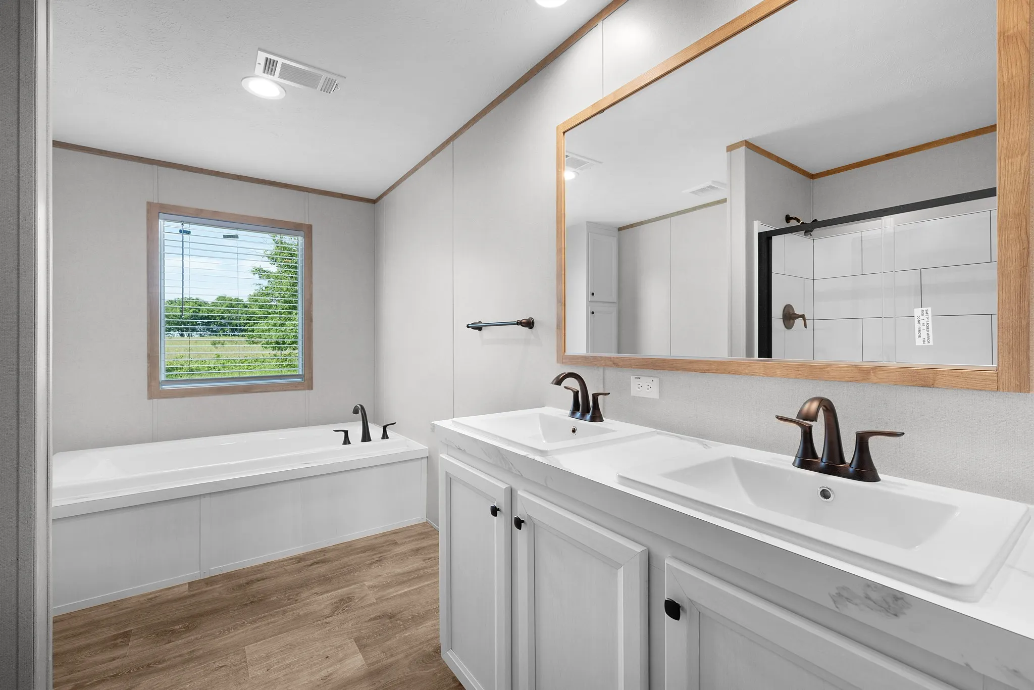 Manufactured Home For Rent in Hopkins County , 11739 State Highway 11, Cumby, Texas 75433, 3 Bedroom, 2 Bathroom, Garage spaces, 1,568 Sqft, built in 2024, mls#21293519, Real Estate Agent in Cumby, Homes For Rent in Hopkins county, Homes For Rent in Cumby, Realtor in Cumby Texas, Real Estate Brokerage Independent Realty Texas, Luminita Cordes Realtor