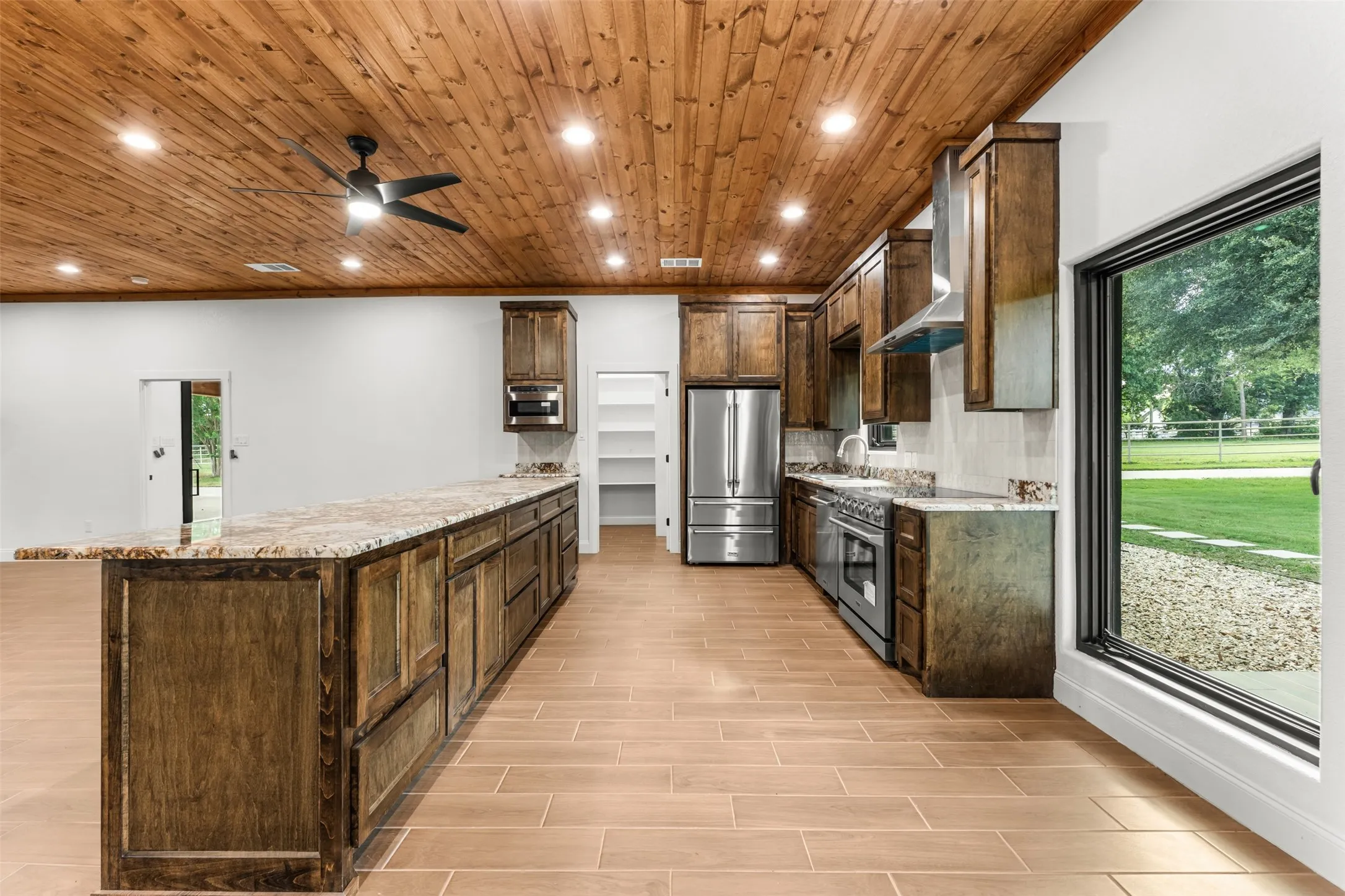 Single Family Residence For Sale in Mc Lennan County , 1215 E Stegall Road, Robinson, Texas 76706, 4 Bedroom, 4 Bathroom, 2 Garage spaces, 3,200 Sqft, built in 2024, mls#21288081, Real Estate Agent in Robinson, Homes For Sale in Mc Lennan county, Homes For Sale in Robinson, Realtor in Robinson Texas, Real Estate Brokerage Independent Realty Texas, Luminita Cordes Realtor