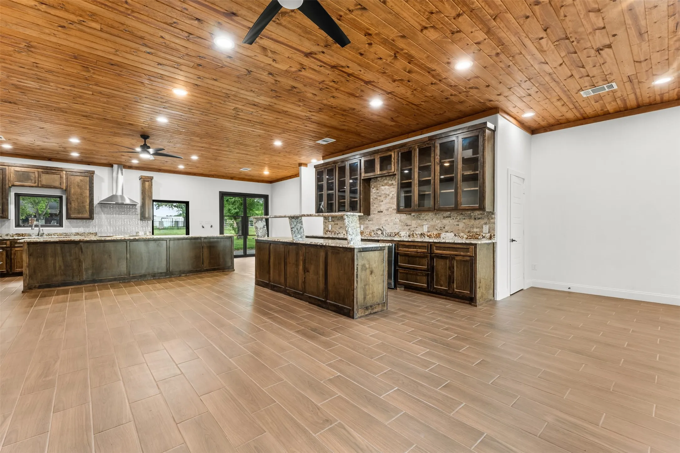 Single Family Residence For Sale in Mc Lennan County , 1215 E Stegall Road, Robinson, Texas 76706, 4 Bedroom, 4 Bathroom, 2 Garage spaces, 3,200 Sqft, built in 2024, mls#21288081, Real Estate Agent in Robinson, Homes For Sale in Mc Lennan county, Homes For Sale in Robinson, Realtor in Robinson Texas, Real Estate Brokerage Independent Realty Texas, Luminita Cordes Realtor