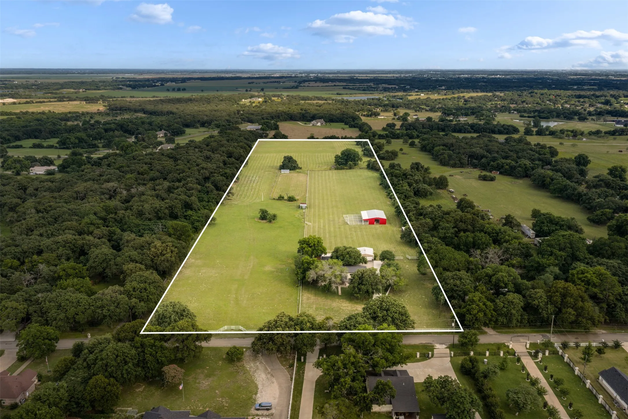 Single Family Residence For Sale in Mc Lennan County , 1215 E Stegall Road, Robinson, Texas 76706, 4 Bedroom, 4 Bathroom, 2 Garage spaces, 3,200 Sqft, built in 2024, mls#21288081, Real Estate Agent in Robinson, Homes For Sale in Mc Lennan county, Homes For Sale in Robinson, Realtor in Robinson Texas, Real Estate Brokerage Independent Realty Texas, Luminita Cordes Realtor