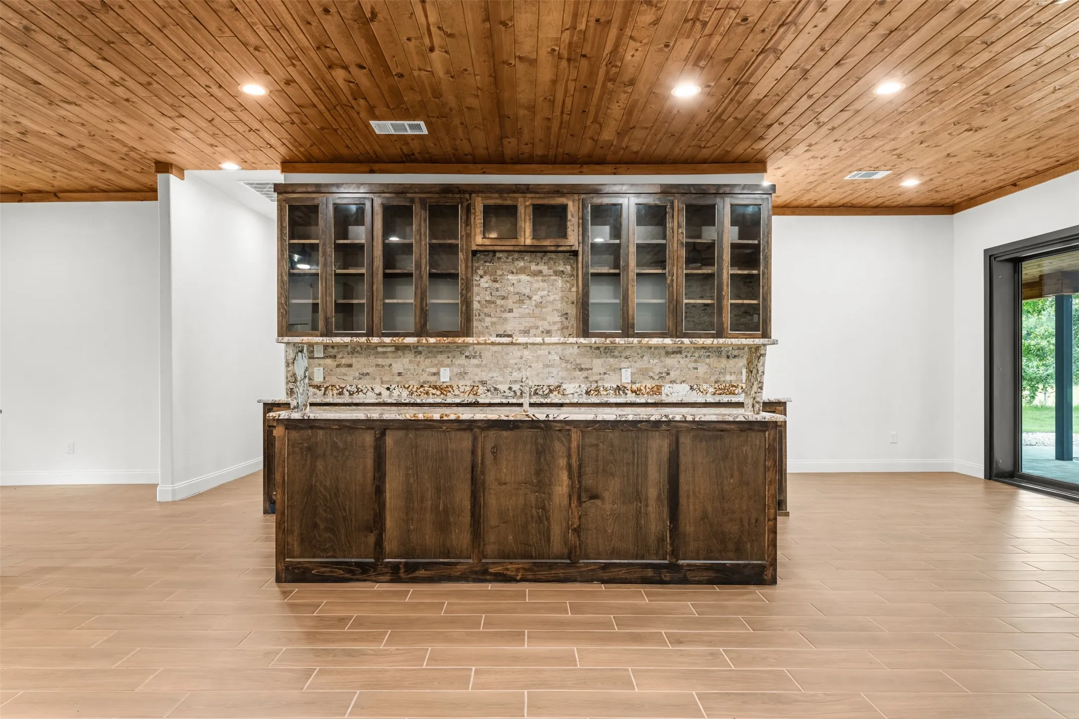 Single Family Residence For Sale in Mc Lennan County , 1215 E Stegall Road, Robinson, Texas 76706, 4 Bedroom, 4 Bathroom, 2 Garage spaces, 3,200 Sqft, built in 2024, mls#21288081, Real Estate Agent in Robinson, Homes For Sale in Mc Lennan county, Homes For Sale in Robinson, Realtor in Robinson Texas, Real Estate Brokerage Independent Realty Texas, Luminita Cordes Realtor