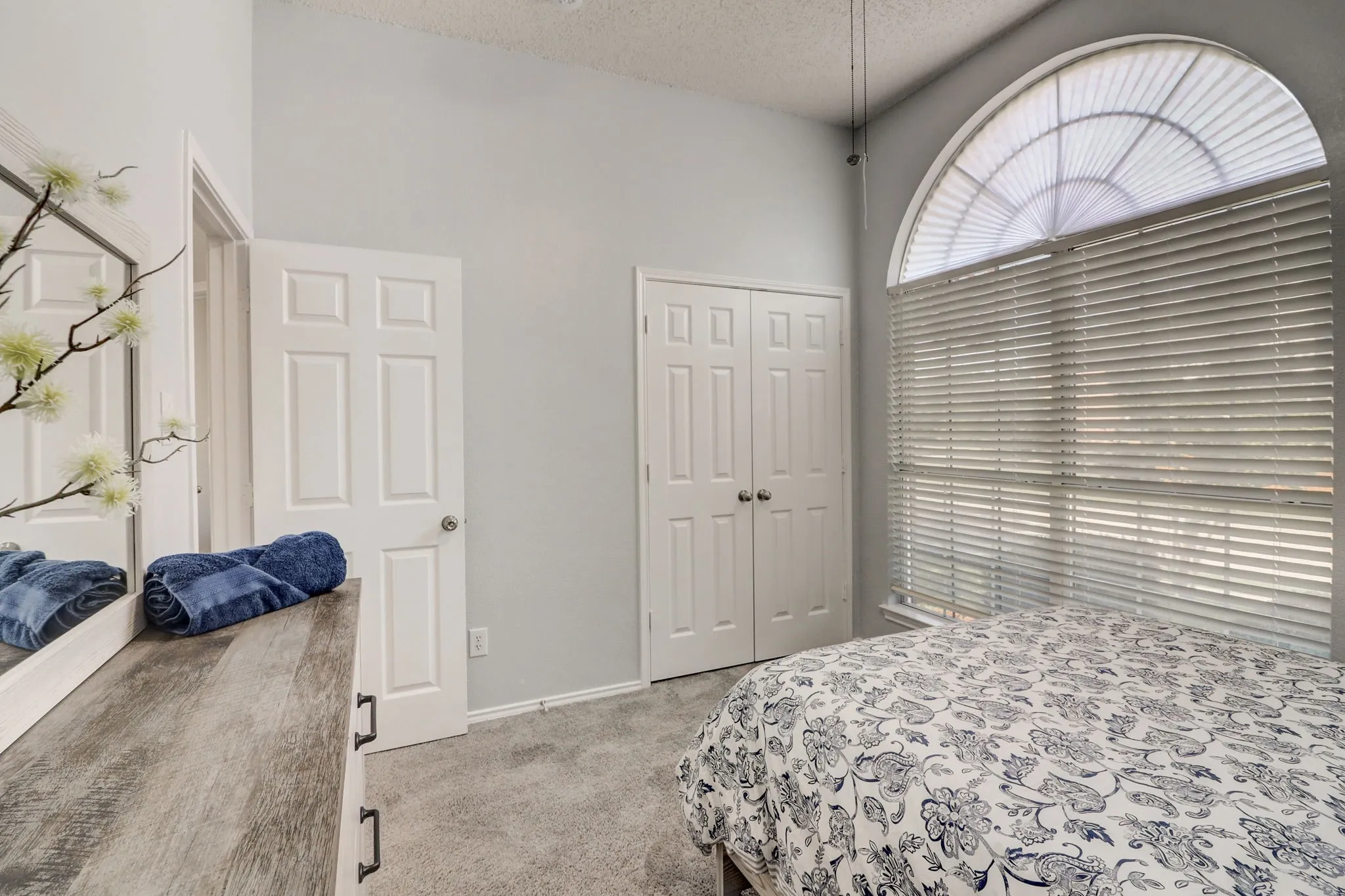 Single Family Residence For Rent in Collin County , 6302 Mount Vernon Drive, Frisco, Texas 75035, 4 Bedroom, 2 Bathroom, 2 Garage spaces, 1,693 Sqft, built in 1995, mls#21291880, Real Estate Agent in Frisco, Homes For Rent in Collin county, Homes For Rent in Frisco, Realtor in Frisco Texas, Real Estate Brokerage Independent Realty Texas, Luminita Cordes Realtor