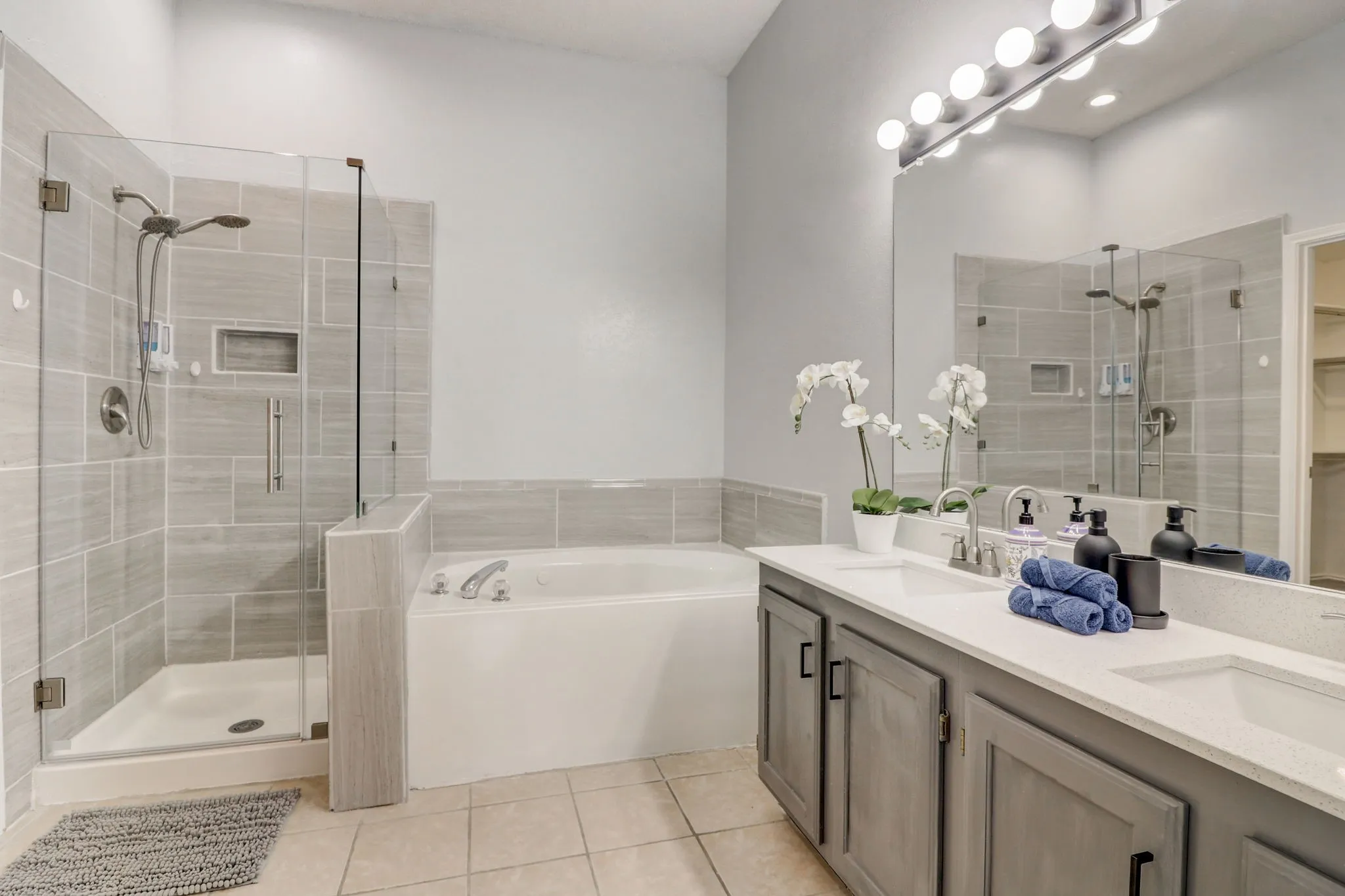 Single Family Residence For Rent in Collin County , 6302 Mount Vernon Drive, Frisco, Texas 75035, 4 Bedroom, 2 Bathroom, 2 Garage spaces, 1,693 Sqft, built in 1995, mls#21291880, Real Estate Agent in Frisco, Homes For Rent in Collin county, Homes For Rent in Frisco, Realtor in Frisco Texas, Real Estate Brokerage Independent Realty Texas, Luminita Cordes Realtor