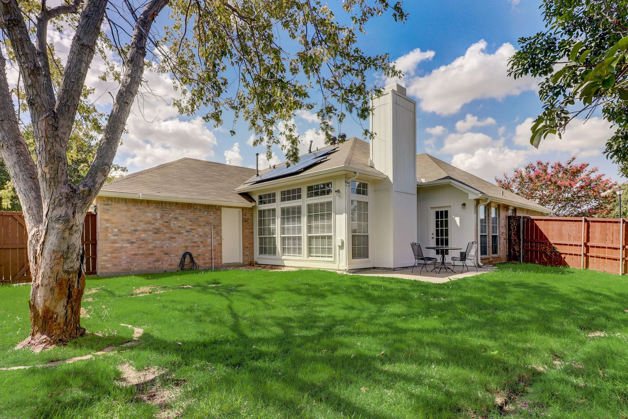 Single Family Residence For Rent in Collin County , 6302 Mount Vernon Drive, Frisco, Texas 75035, 4 Bedroom, 2 Bathroom, 2 Garage spaces, 1,693 Sqft, built in 1995, mls#21291880, Real Estate Agent in Frisco, Homes For Rent in Collin county, Homes For Rent in Frisco, Realtor in Frisco Texas, Real Estate Brokerage Independent Realty Texas, Luminita Cordes Realtor