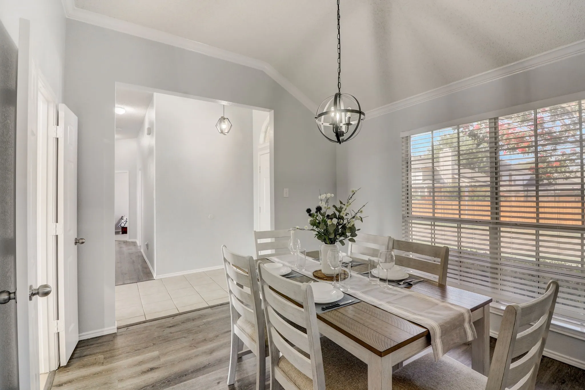 Single Family Residence For Rent in Collin County , 6302 Mount Vernon Drive, Frisco, Texas 75035, 4 Bedroom, 2 Bathroom, 2 Garage spaces, 1,693 Sqft, built in 1995, mls#21291880, Real Estate Agent in Frisco, Homes For Rent in Collin county, Homes For Rent in Frisco, Realtor in Frisco Texas, Real Estate Brokerage Independent Realty Texas, Luminita Cordes Realtor