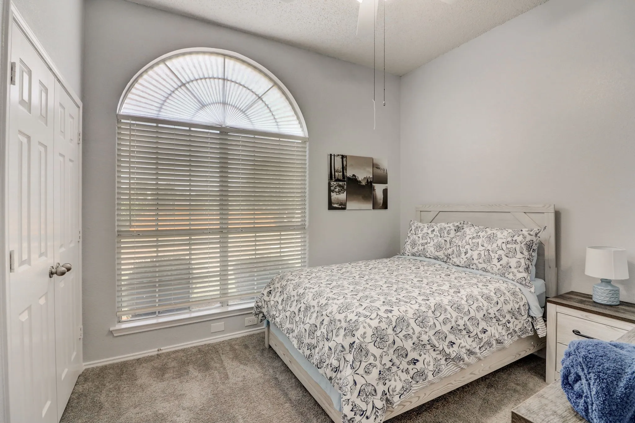 Single Family Residence For Rent in Collin County , 6302 Mount Vernon Drive, Frisco, Texas 75035, 4 Bedroom, 2 Bathroom, 2 Garage spaces, 1,693 Sqft, built in 1995, mls#21291880, Real Estate Agent in Frisco, Homes For Rent in Collin county, Homes For Rent in Frisco, Realtor in Frisco Texas, Real Estate Brokerage Independent Realty Texas, Luminita Cordes Realtor