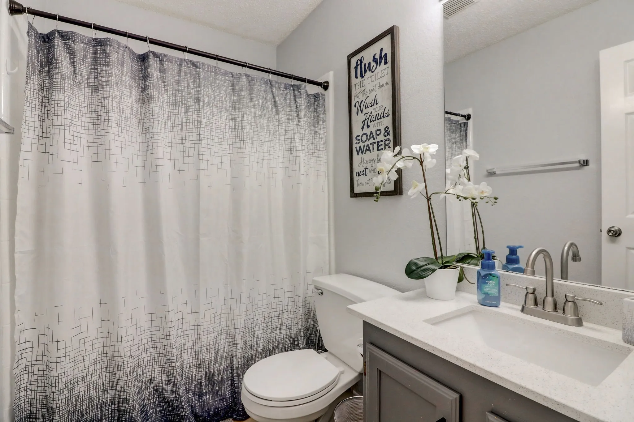 Single Family Residence For Rent in Collin County , 6302 Mount Vernon Drive, Frisco, Texas 75035, 4 Bedroom, 2 Bathroom, 2 Garage spaces, 1,693 Sqft, built in 1995, mls#21291880, Real Estate Agent in Frisco, Homes For Rent in Collin county, Homes For Rent in Frisco, Realtor in Frisco Texas, Real Estate Brokerage Independent Realty Texas, Luminita Cordes Realtor