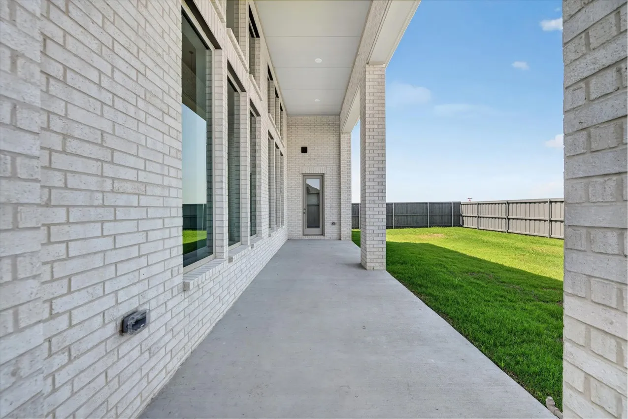 Single Family Residence For Sale in Ellis County , 3345 Pink Petal Drive, Midlothian, Texas 76084, 5 Bedroom, 5 Bathroom, 3 Garage spaces, 3,795 Sqft, built in 2026, mls#21294245, Real Estate Agent in Midlothian, Homes For Sale in Ellis county, Homes For Sale in Midlothian, Realtor in Midlothian Texas, Real Estate Brokerage Independent Realty Texas, Luminita Cordes Realtor