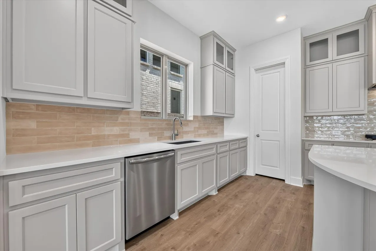 Single Family Residence For Sale in Ellis County , 3345 Pink Petal Drive, Midlothian, Texas 76084, 5 Bedroom, 5 Bathroom, 3 Garage spaces, 3,795 Sqft, built in 2026, mls#21294245, Real Estate Agent in Midlothian, Homes For Sale in Ellis county, Homes For Sale in Midlothian, Realtor in Midlothian Texas, Real Estate Brokerage Independent Realty Texas, Luminita Cordes Realtor
