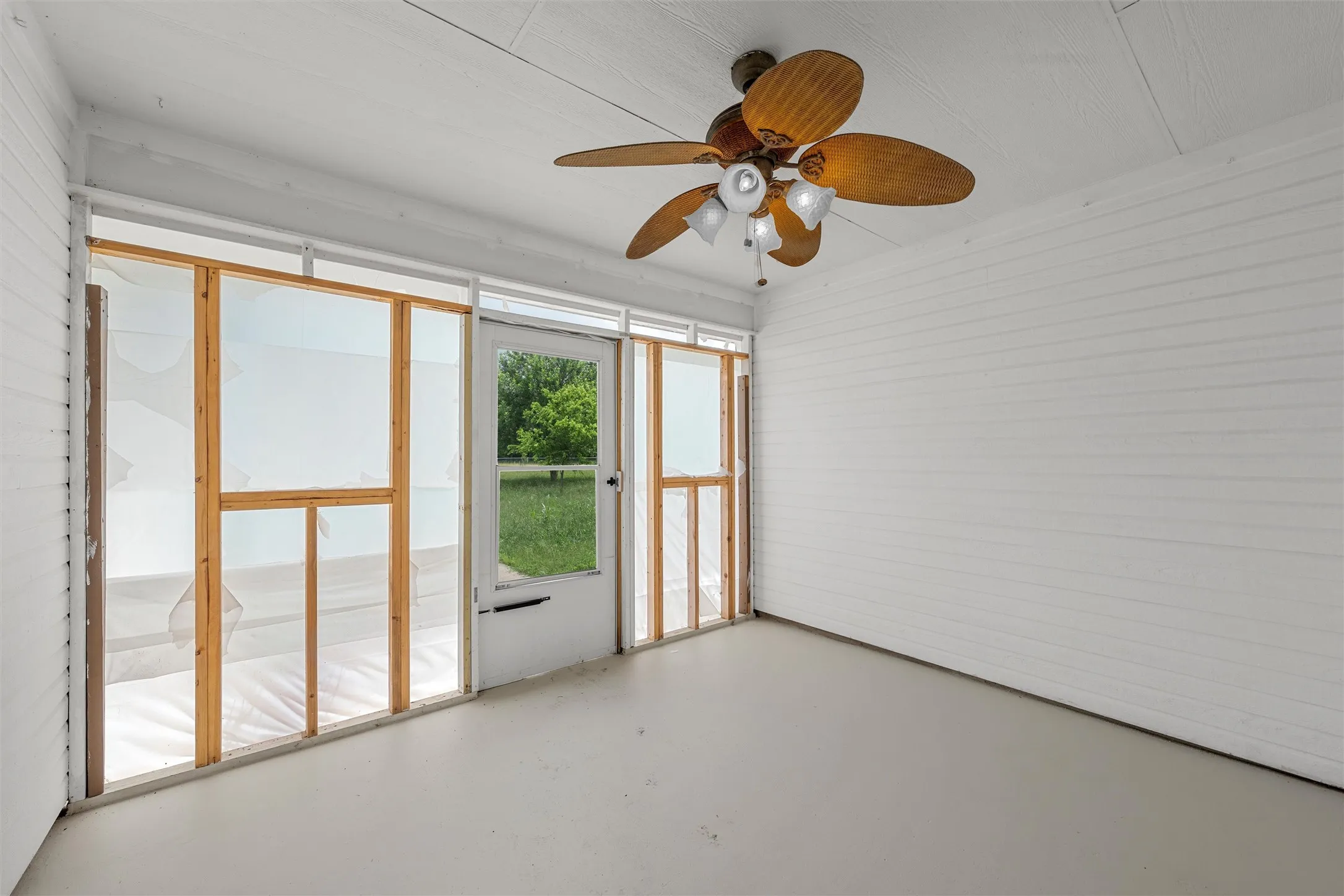 Single Family Residence For Sale in Bell County , 4602 Stonehaven Drive, Temple, Texas 76502, 4 Bedroom, 2 Bathroom, 2 Garage spaces, 1,920 Sqft, built in 2007, mls#21290620, Real Estate Agent in Temple, Homes For Sale in Bell county, Homes For Sale in Temple, Realtor in Temple Texas, Real Estate Brokerage Independent Realty Texas, Luminita Cordes Realtor