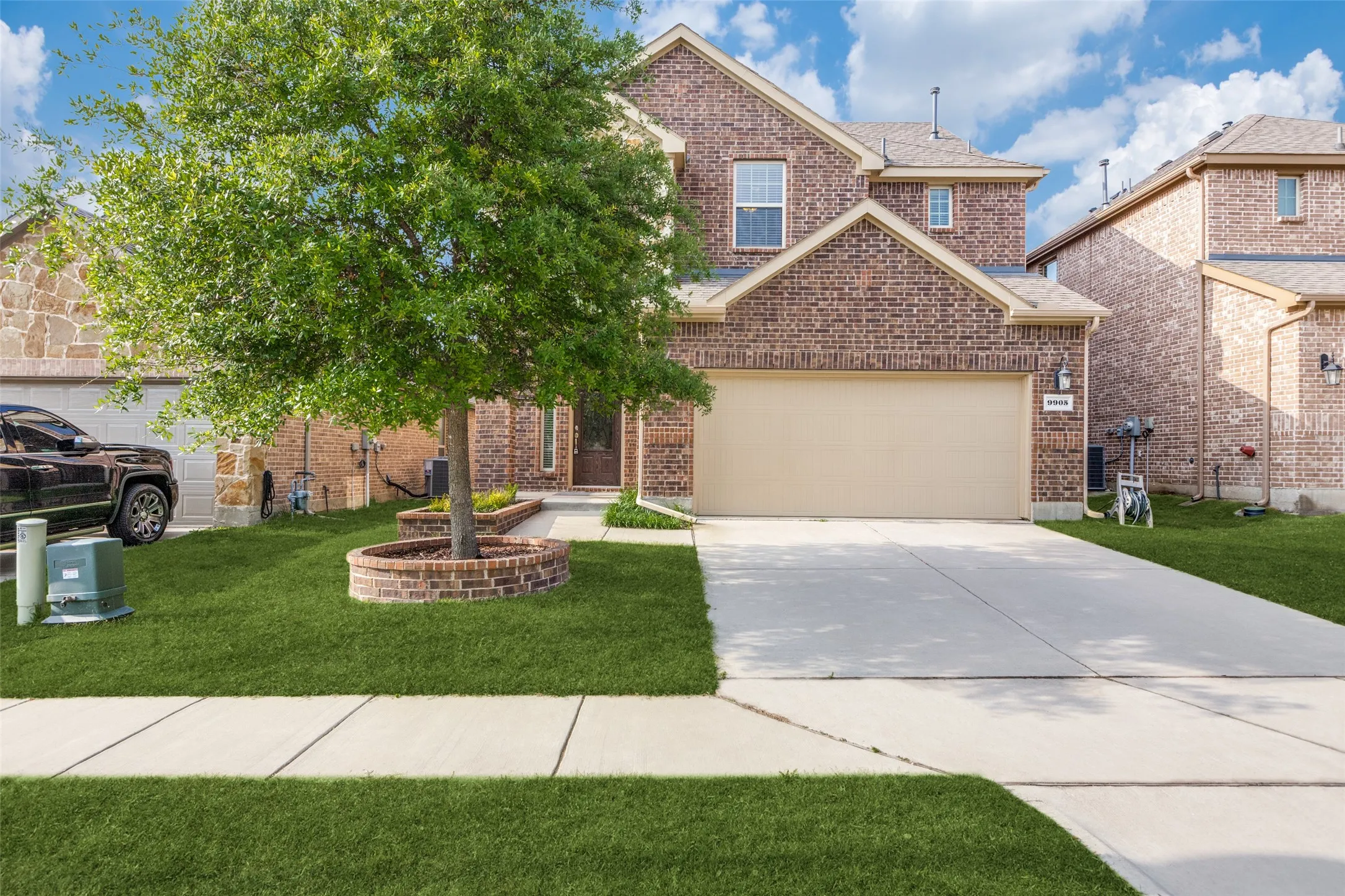 Single Family Residence For Rent in Collin County , 9905 Beaver Dam Lane, Mc Kinney, Texas 75071, 3 Bedroom, 3 Bathroom, 2 Garage spaces, 2,205 Sqft, built in 2016, mls#21294257, Real Estate Agent in Mc Kinney, Homes For Rent in Collin county, Homes For Rent in Mc Kinney, Realtor in Mc Kinney Texas, Real Estate Brokerage Independent Realty Texas, Luminita Cordes Realtor