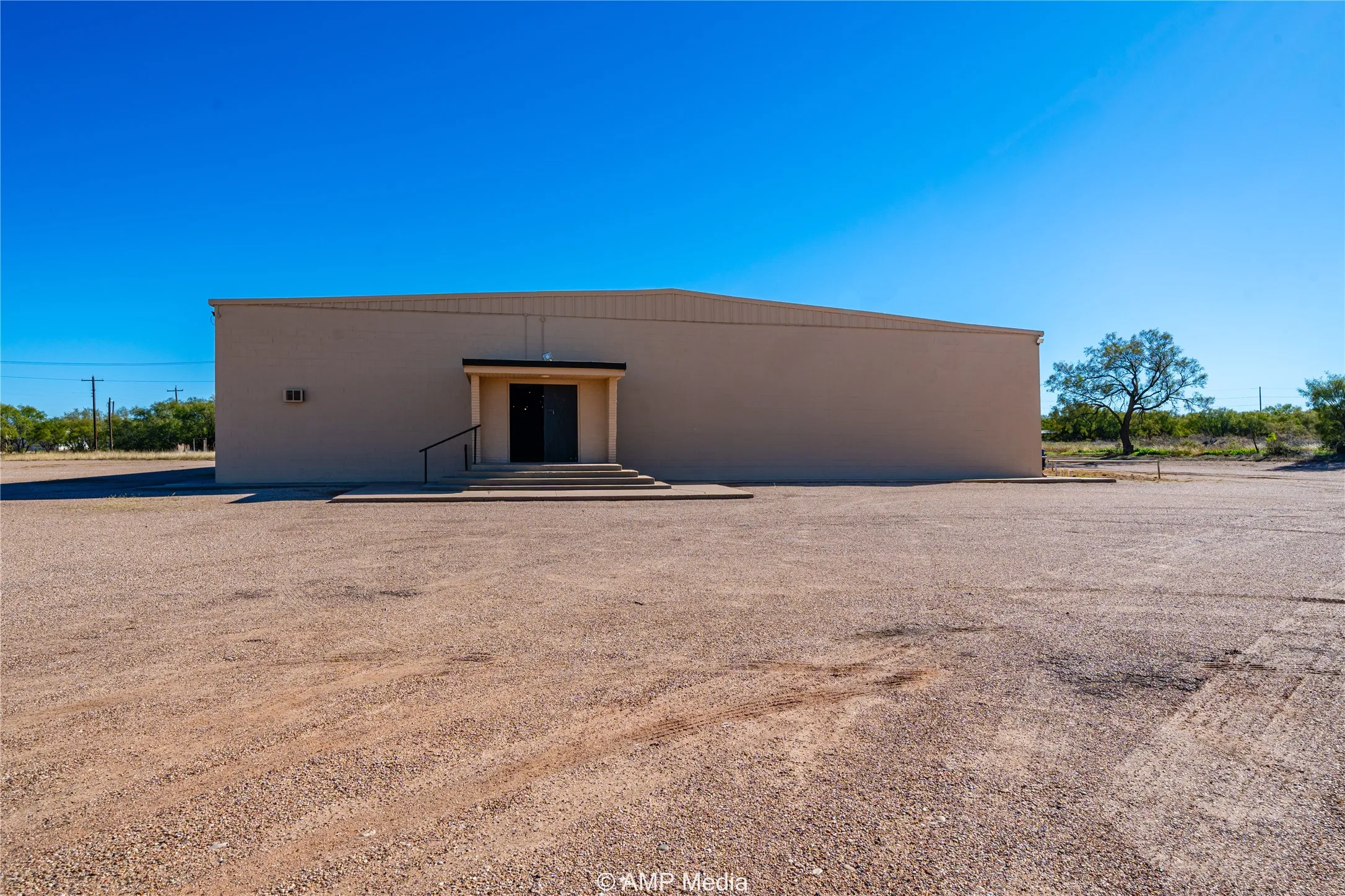 Business For Sale in Jones County , 1183 W Mc Harg Street, Stamford, Texas 79553, 0, 0, Garage spaces, 0 Sqft, built in 1958, Price $394,900, mls#21293368, Real Estate Agent in Stamford, Homes For Sale in Jones county, Homes For Sale in Stamford, Realtor in Stamford Texas, Real Estate Brokerage Independent Realty Texas, Luminita Cordes Realtor