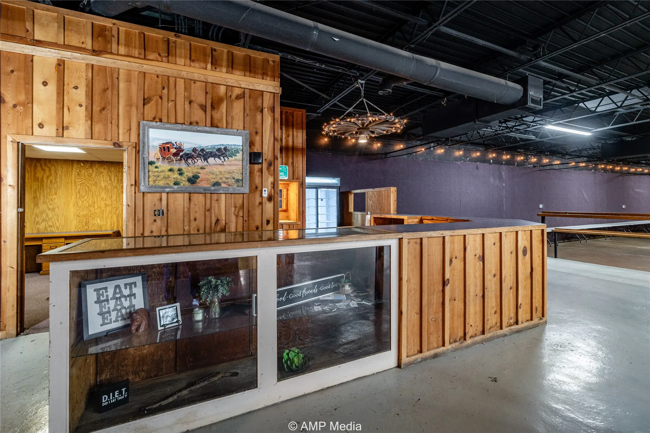 Business For Sale in Jones County , 1183 W Mc Harg Street, Stamford, Texas 79553, 0, 0, Garage spaces, 0 Sqft, built in 1958, Price $394,900, mls#21293368, Real Estate Agent in Stamford, Homes For Sale in Jones county, Homes For Sale in Stamford, Realtor in Stamford Texas, Real Estate Brokerage Independent Realty Texas, Luminita Cordes Realtor