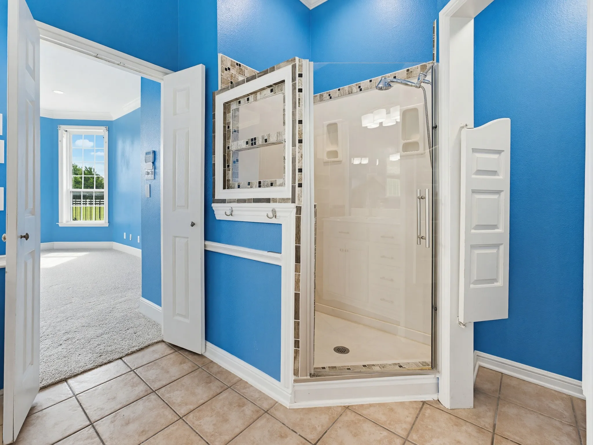 Single Family Residence For Sale in Rockwall County , 201 Willowcrest, Rockwall, Texas 75032, 4 Bedroom, 5 Bathroom, 3 Garage spaces, 3,645 Sqft, built in 1998, mls#21291044, Real Estate Agent in Rockwall, Homes For Sale in Rockwall county, Homes For Sale in Rockwall, Realtor in Rockwall Texas, Real Estate Brokerage Independent Realty Texas, Luminita Cordes Realtor