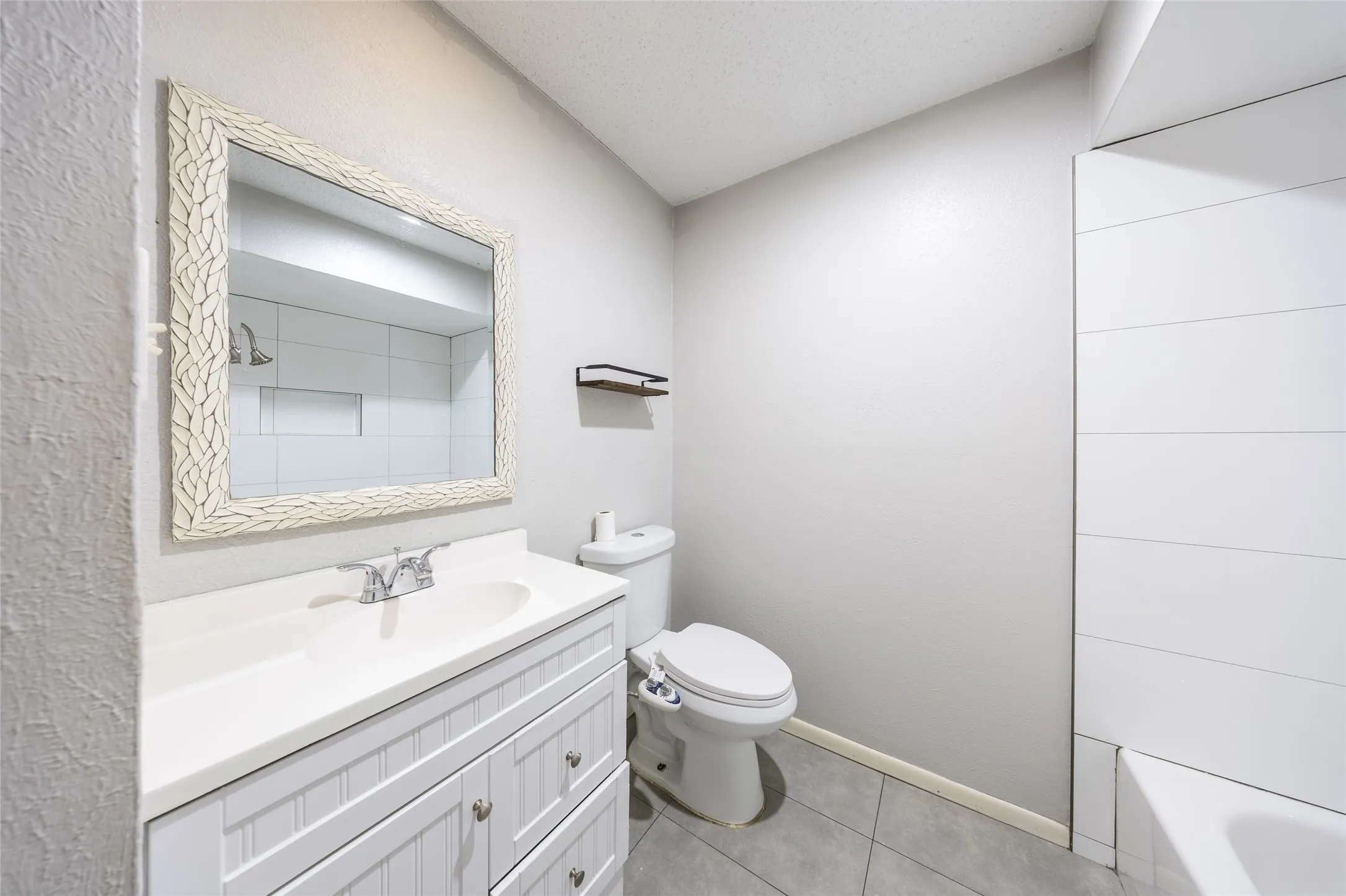 Single Family Residence For Sale in Collin County , 669 Buffalo Bend, Plano, Texas 75023, 3 Bedroom, 2 Bathroom, 2 Garage spaces, 1,444 Sqft, built in 1981, mls#21293779, Real Estate Agent in Plano, Homes For Sale in Collin county, Homes For Sale in Plano, Realtor in Plano Texas, Real Estate Brokerage Independent Realty Texas, Luminita Cordes Realtor