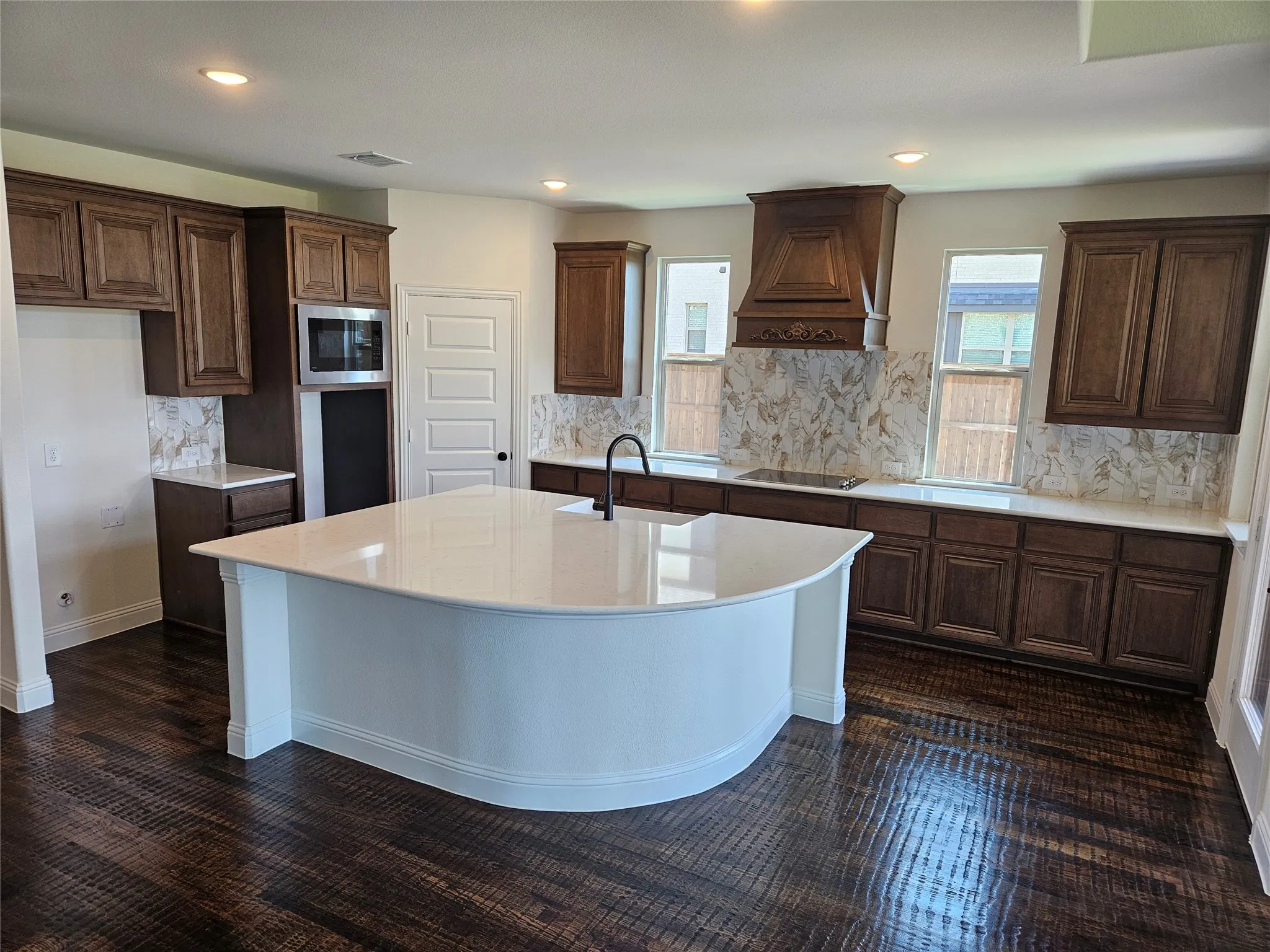 Single Family Residence For Sale in Grayson County , 2617 Silo Lane, Van Alstyne, Texas 75495, 5 Bedroom, 4 Bathroom, 6 Garage spaces, 3,628 Sqft, built in 2026, mls#21294276, Real Estate Agent in Van Alstyne, Homes For Sale in Grayson county, Homes For Sale in Van Alstyne, Realtor in Van Alstyne Texas, Real Estate Brokerage Independent Realty Texas, Luminita Cordes Realtor
