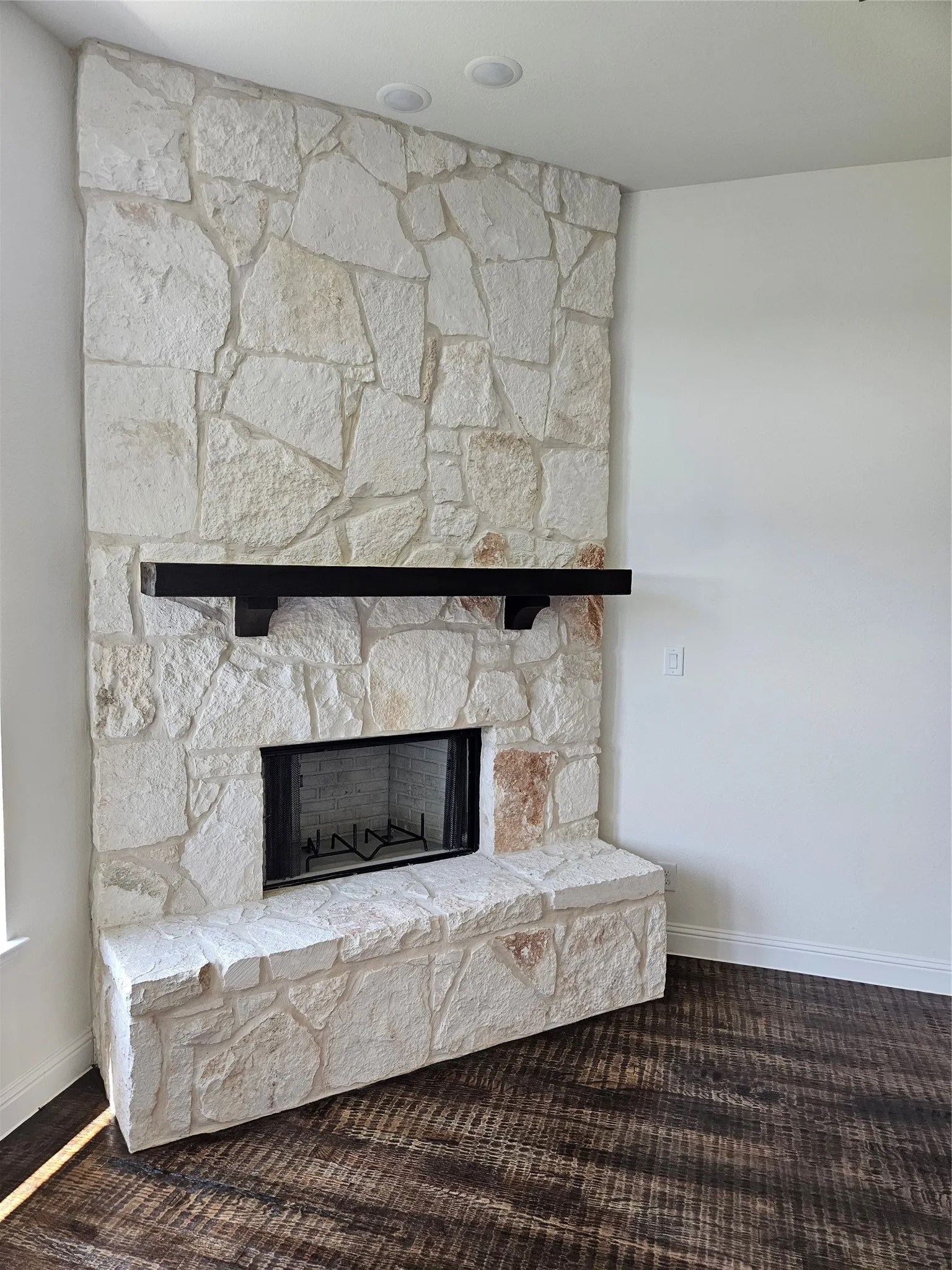 Single Family Residence For Sale in Grayson County , 2617 Silo Lane, Van Alstyne, Texas 75495, 5 Bedroom, 4 Bathroom, 6 Garage spaces, 3,628 Sqft, built in 2026, mls#21294276, Real Estate Agent in Van Alstyne, Homes For Sale in Grayson county, Homes For Sale in Van Alstyne, Realtor in Van Alstyne Texas, Real Estate Brokerage Independent Realty Texas, Luminita Cordes Realtor