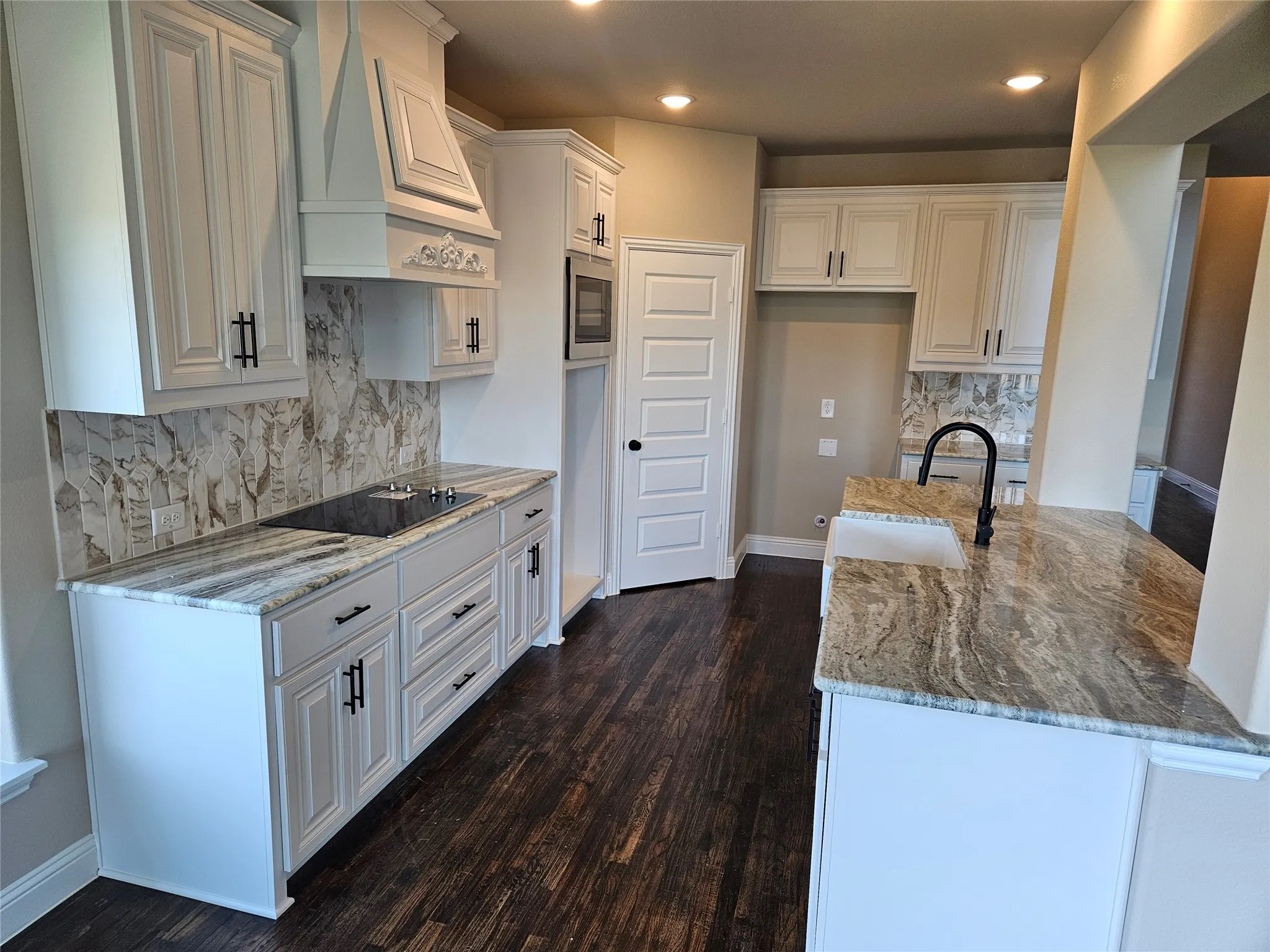 Single Family Residence For Sale in Grayson County , 2621 Silo Lane, Van Alstyne, Texas 75495, 4 Bedroom, 4 Bathroom, 6 Garage spaces, 2,716 Sqft, built in 2026, mls#21294291, Real Estate Agent in Van Alstyne, Homes For Sale in Grayson county, Homes For Sale in Van Alstyne, Realtor in Van Alstyne Texas, Real Estate Brokerage Independent Realty Texas, Luminita Cordes Realtor