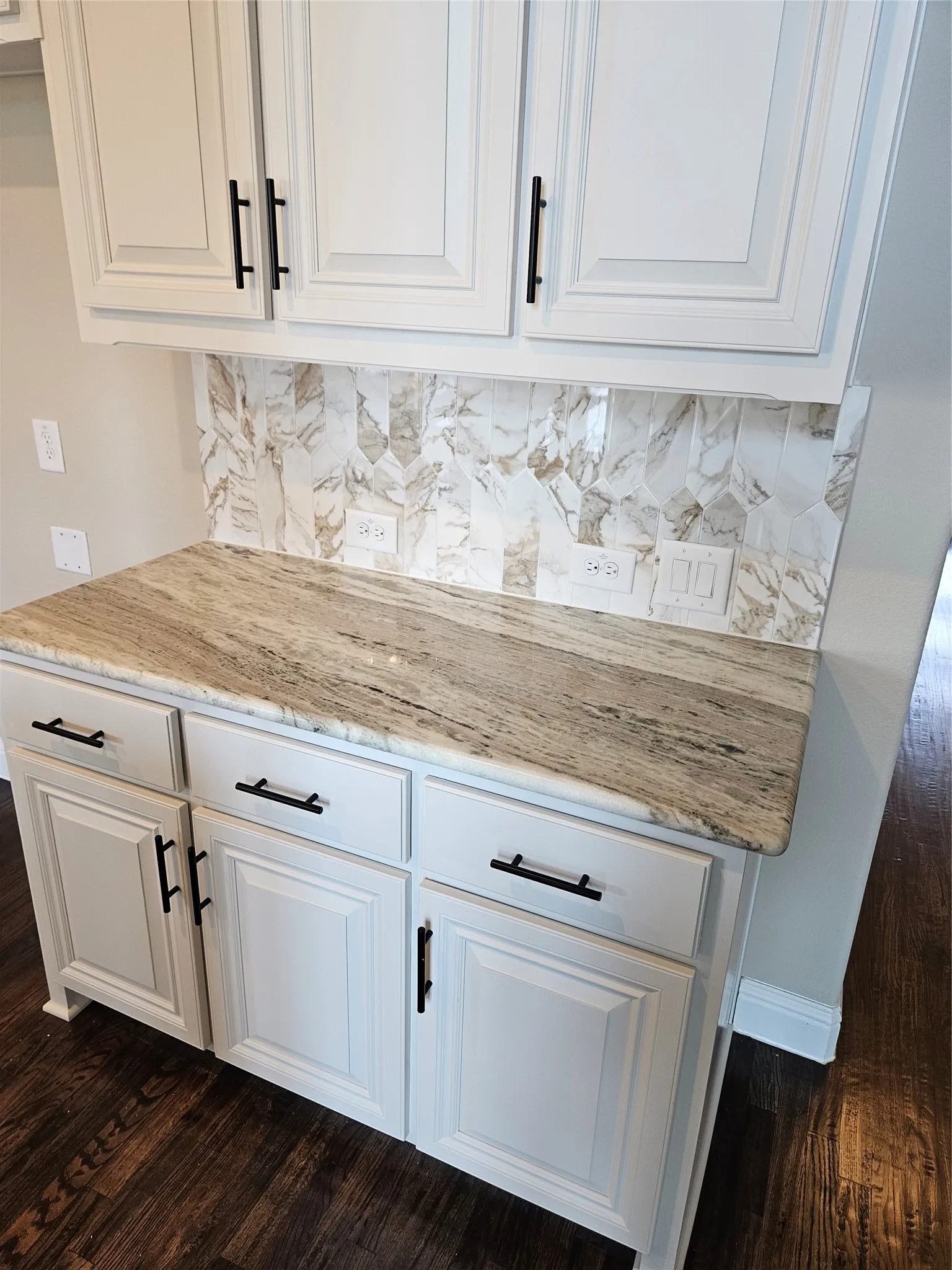 Single Family Residence For Sale in Grayson County , 2621 Silo Lane, Van Alstyne, Texas 75495, 4 Bedroom, 4 Bathroom, 6 Garage spaces, 2,716 Sqft, built in 2026, mls#21294291, Real Estate Agent in Van Alstyne, Homes For Sale in Grayson county, Homes For Sale in Van Alstyne, Realtor in Van Alstyne Texas, Real Estate Brokerage Independent Realty Texas, Luminita Cordes Realtor