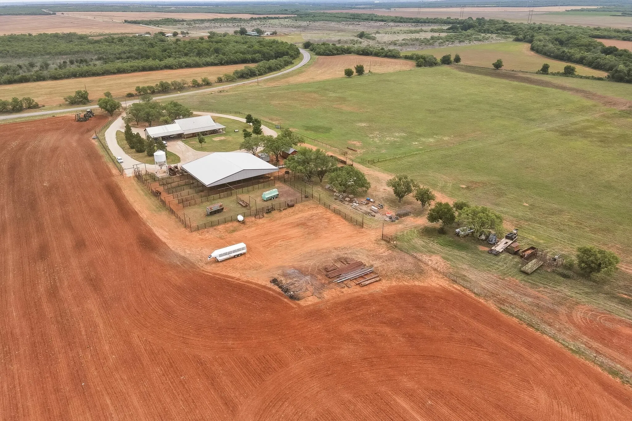 Farm For Sale in Jones County , 15030 N Fm 600, Avoca, Texas 79503, 3 Bedroom, 2 Bathroom, Garage spaces, 2,264 Sqft, built in 2011, mls#21294293, Real Estate Agent in Avoca, Homes For Sale in Jones county, Homes For Sale in Avoca, Realtor in Avoca Texas, Real Estate Brokerage Independent Realty Texas, Luminita Cordes Realtor