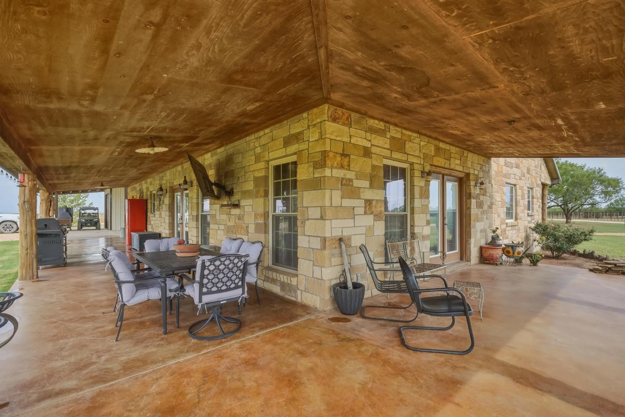 Farm For Sale in Jones County , 15030 N Fm 600, Avoca, Texas 79503, 3 Bedroom, 2 Bathroom, Garage spaces, 2,264 Sqft, built in 2011, mls#21294293, Real Estate Agent in Avoca, Homes For Sale in Jones county, Homes For Sale in Avoca, Realtor in Avoca Texas, Real Estate Brokerage Independent Realty Texas, Luminita Cordes Realtor